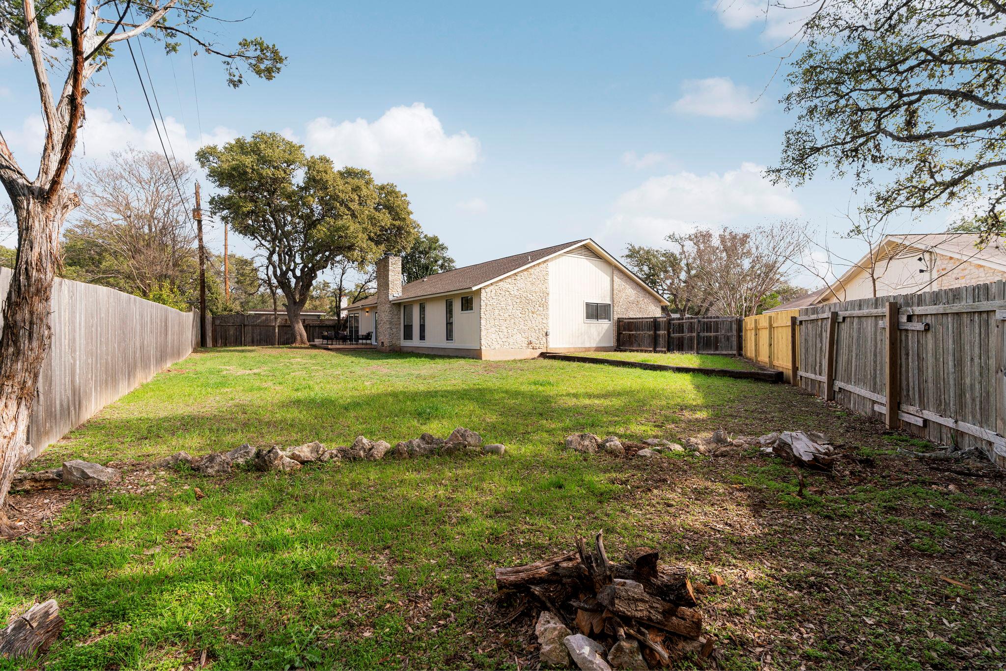 4911 White Elm Dr, Austin, TX 78749