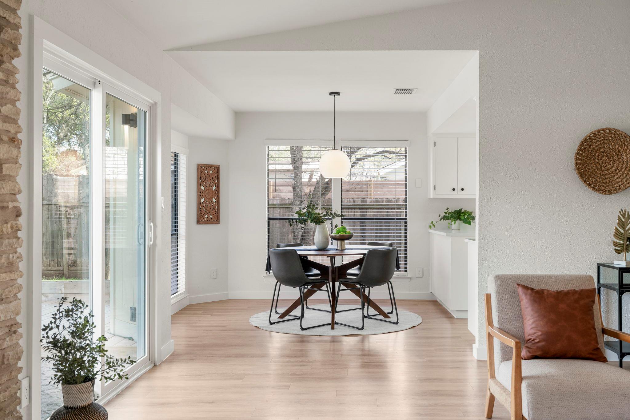 4911 White Elm Dr, Austin, TX 78749