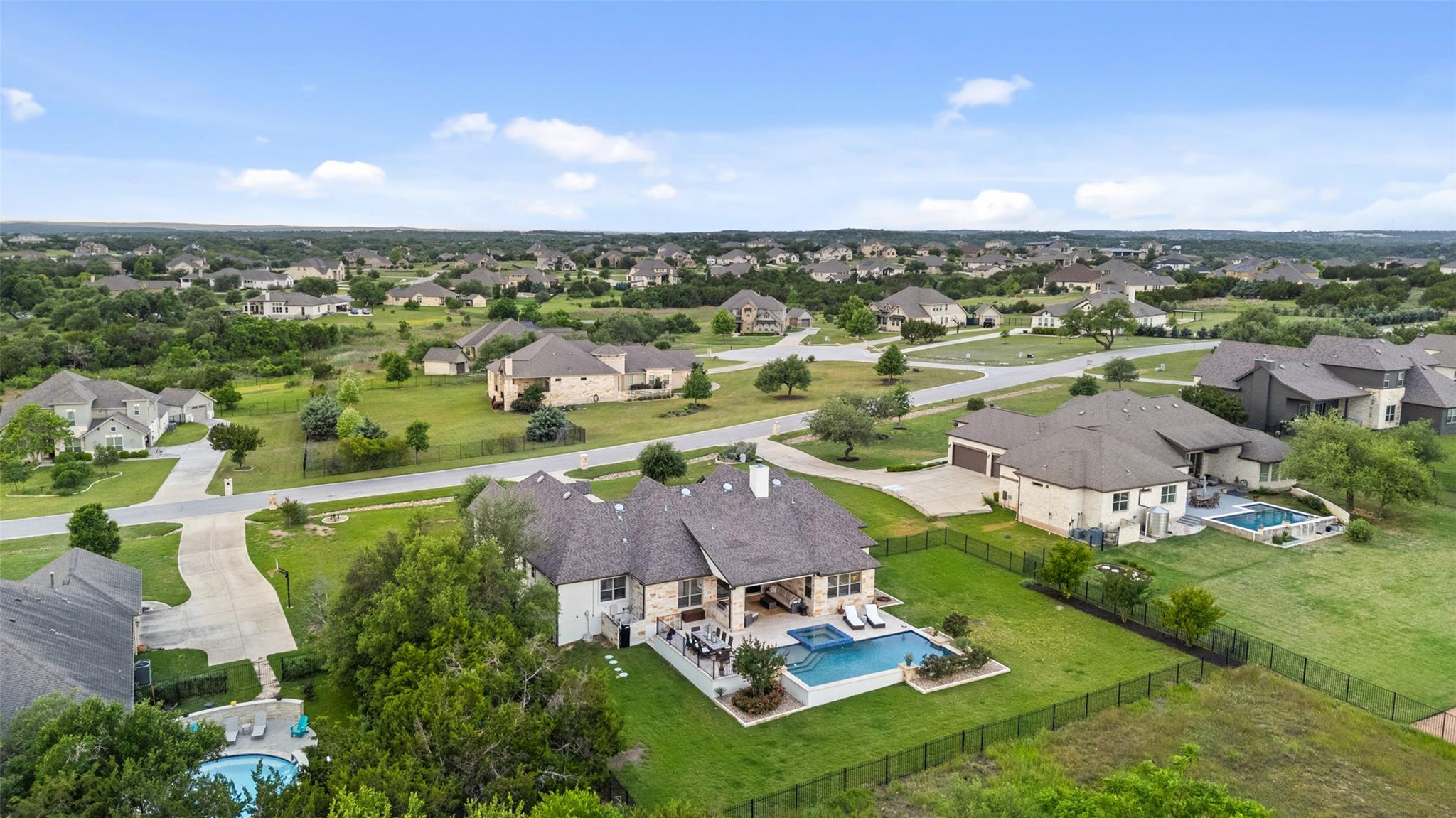 831 Sad Willow Pass, Driftwood, TX 78619