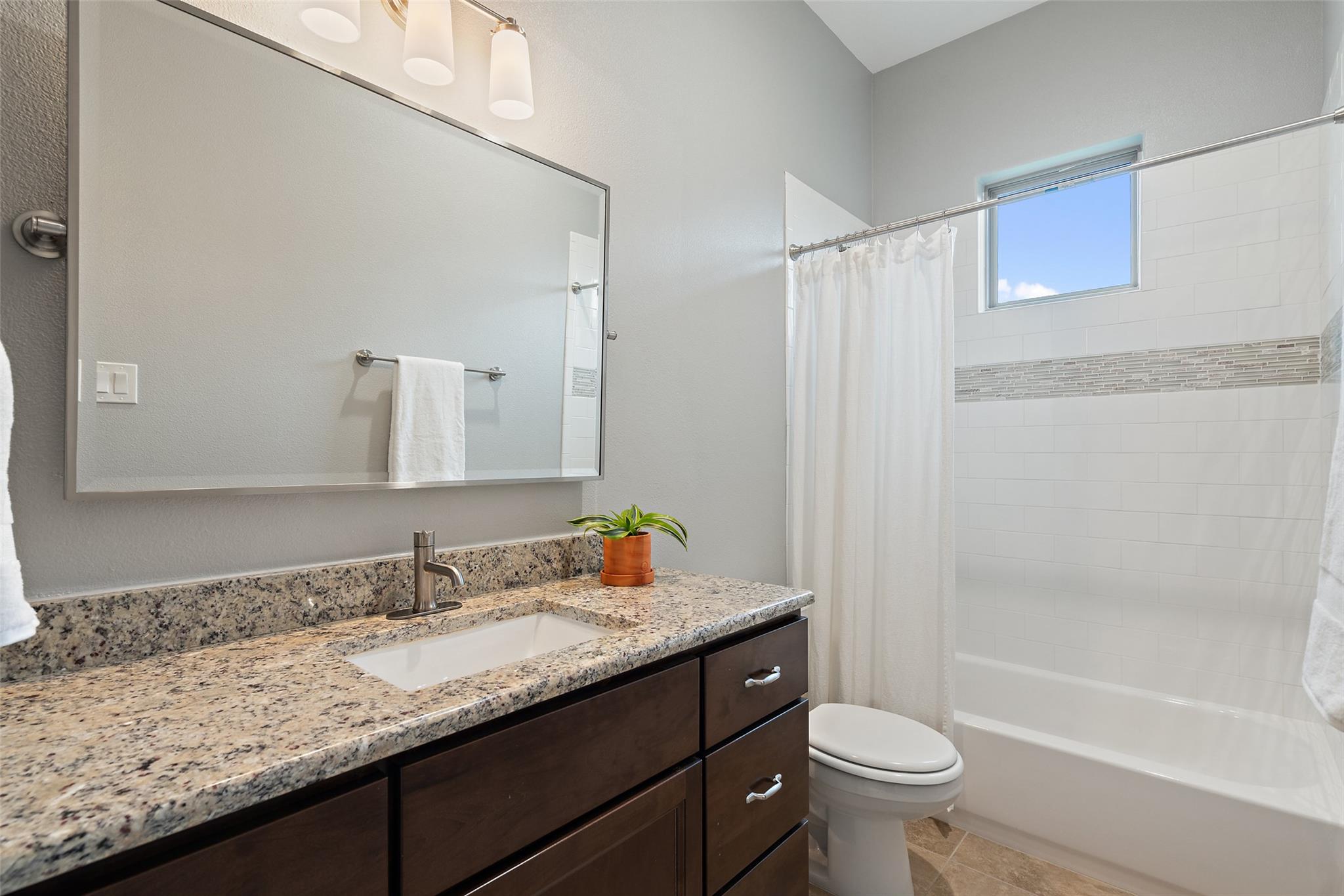 831 Sad Willow Pass, Driftwood, TX 78619