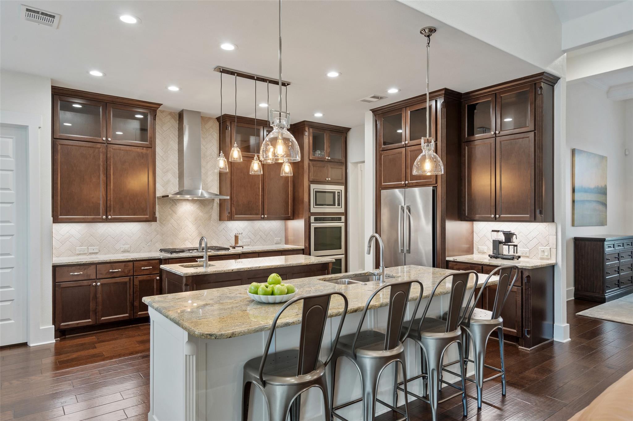 831 Sad Willow Pass, Driftwood, TX 78619