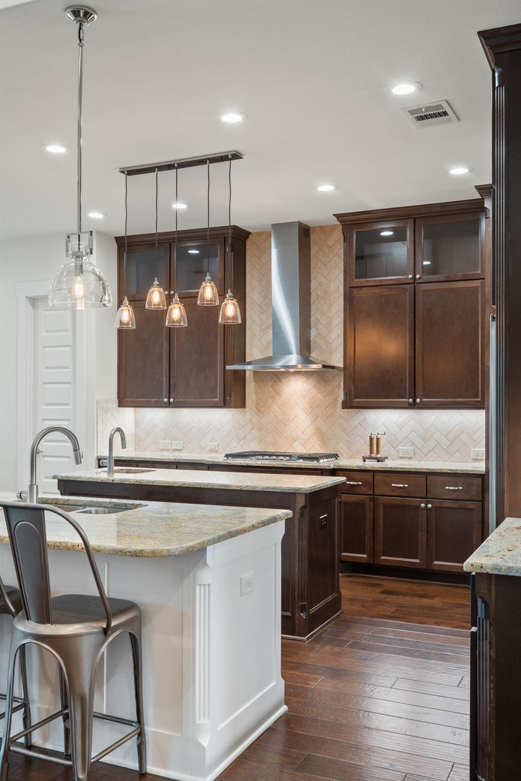 831 Sad Willow Pass, Driftwood, TX 78619