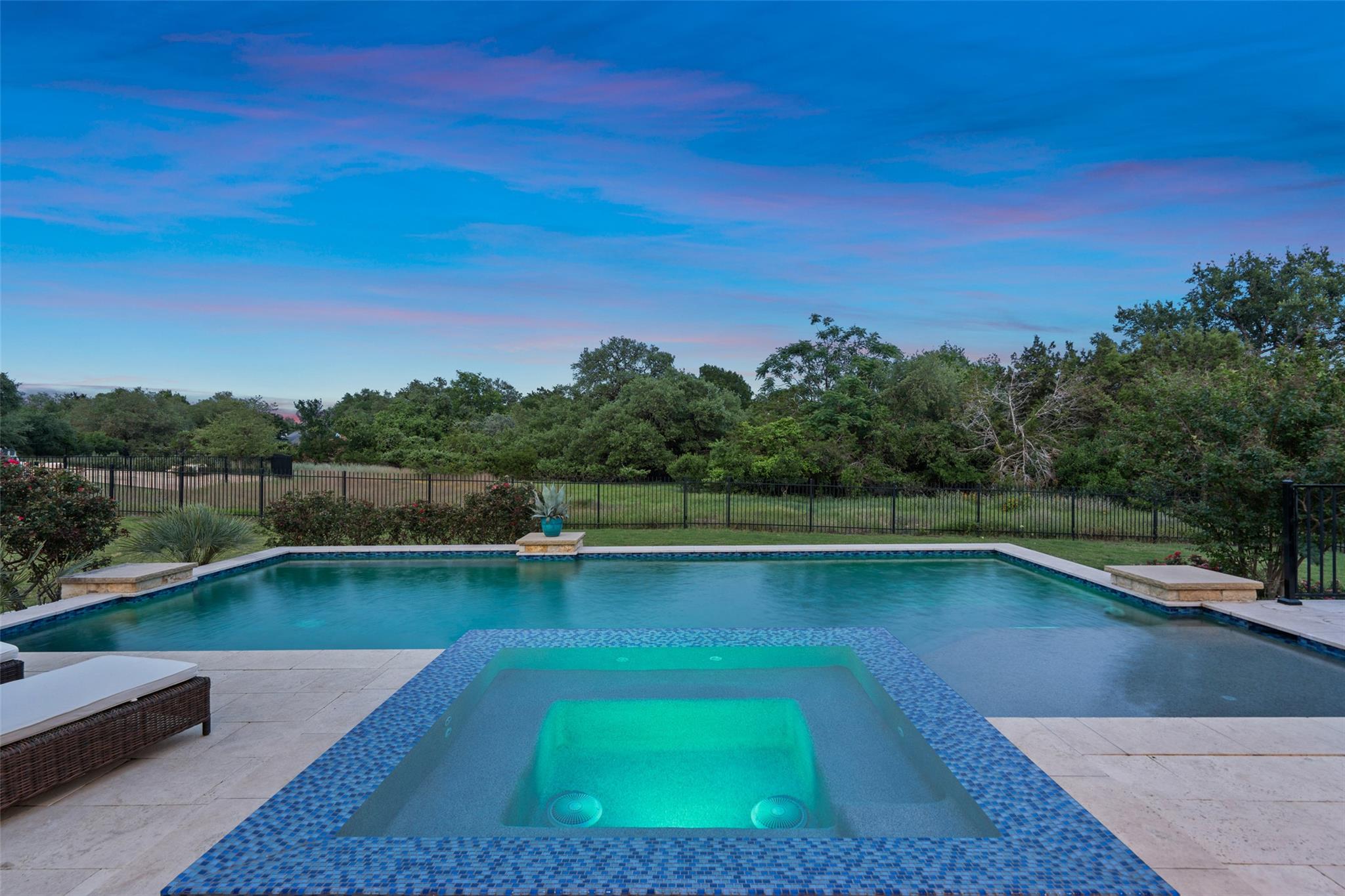 831 Sad Willow Pass, Driftwood, TX 78619