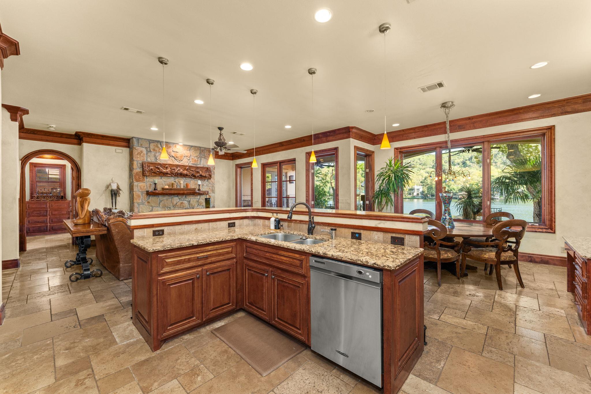 3111 Ski Shores Ter, Austin, TX 78730