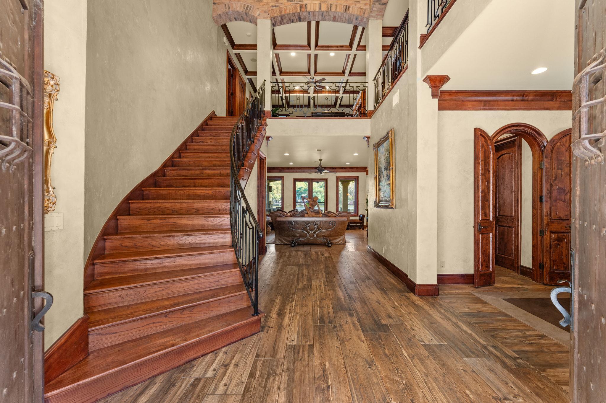 3111 Ski Shores Ter, Austin, TX 78730