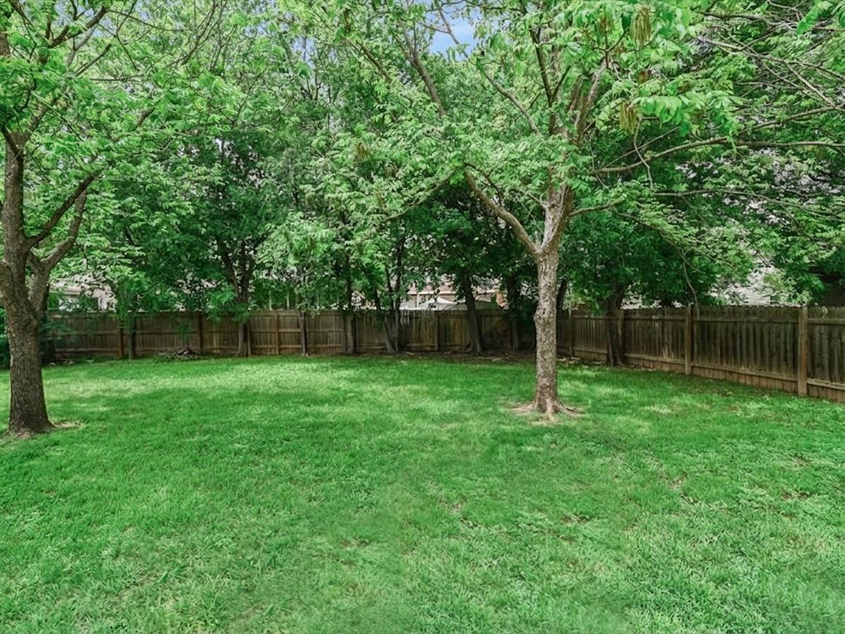 13800 Cambourne Dr, Pflugerville, TX 78660