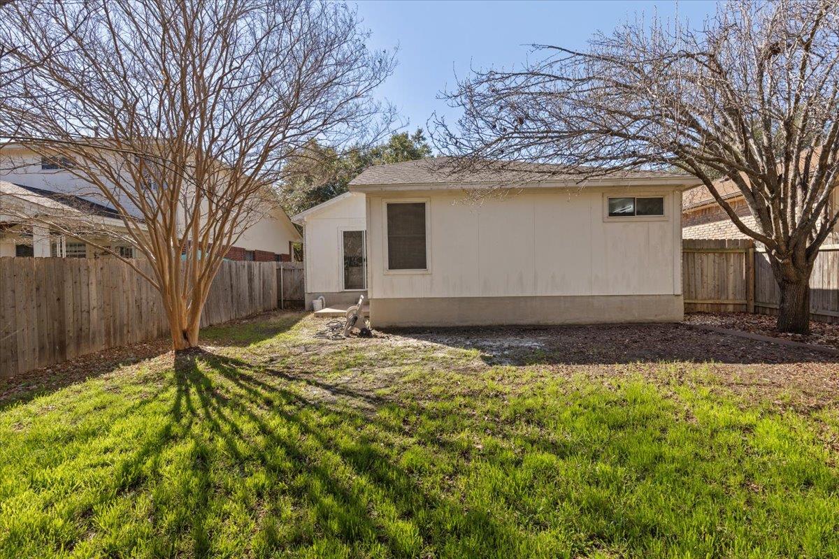 1007 Port Daniel Dr, Leander, TX 78641