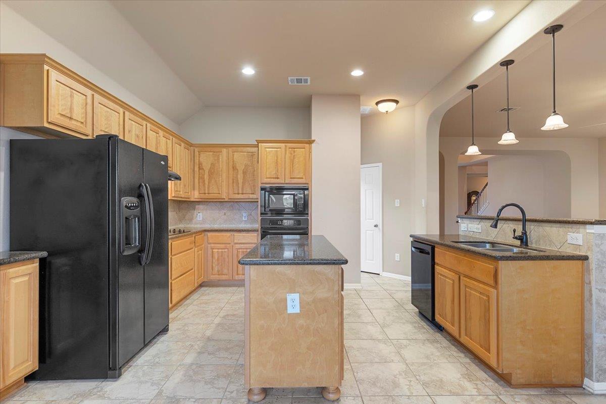 19536 Vilamoura St, Pflugerville, TX 78660