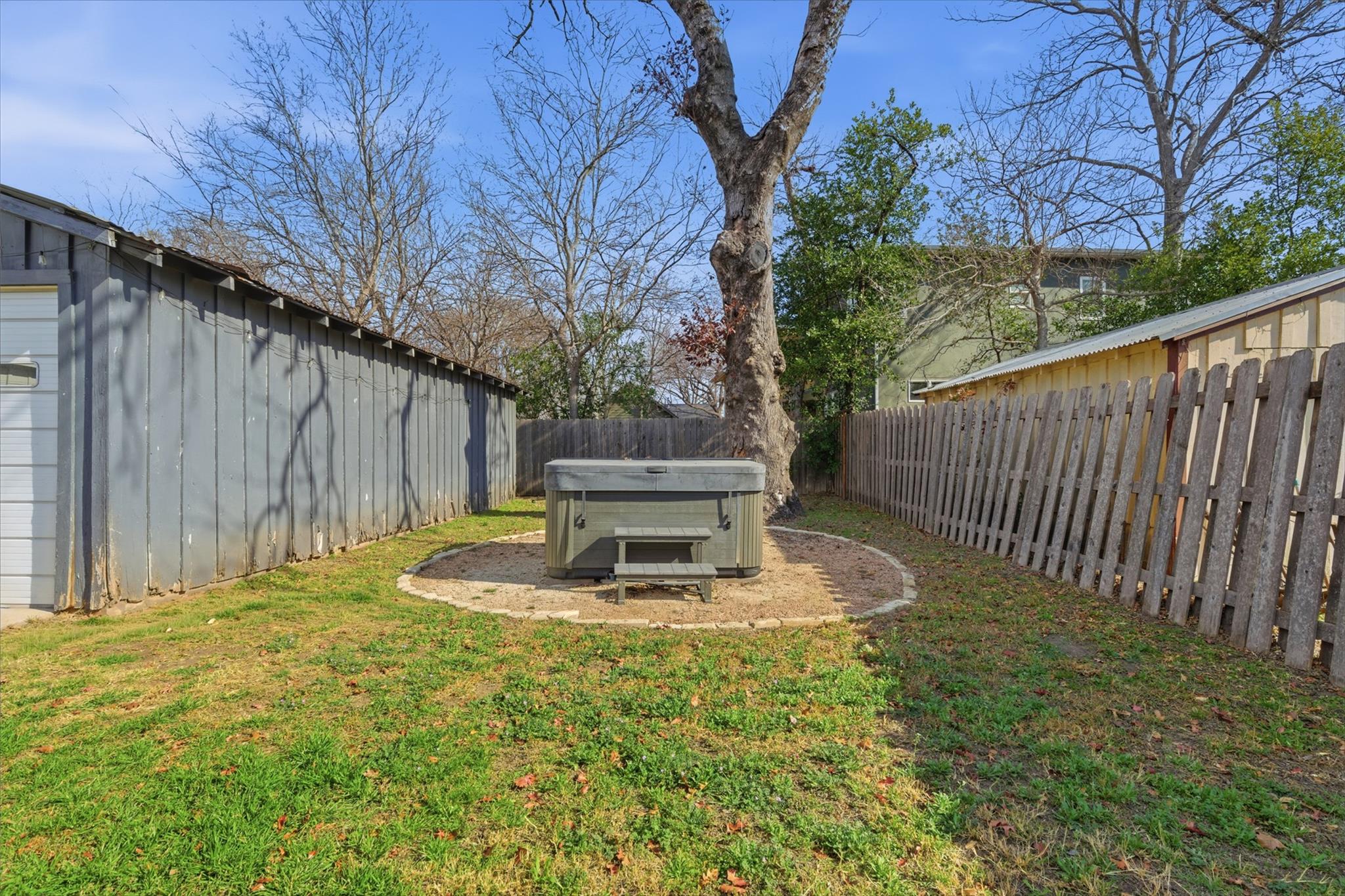 1006 Ellingson Ln, Austin, TX 78751