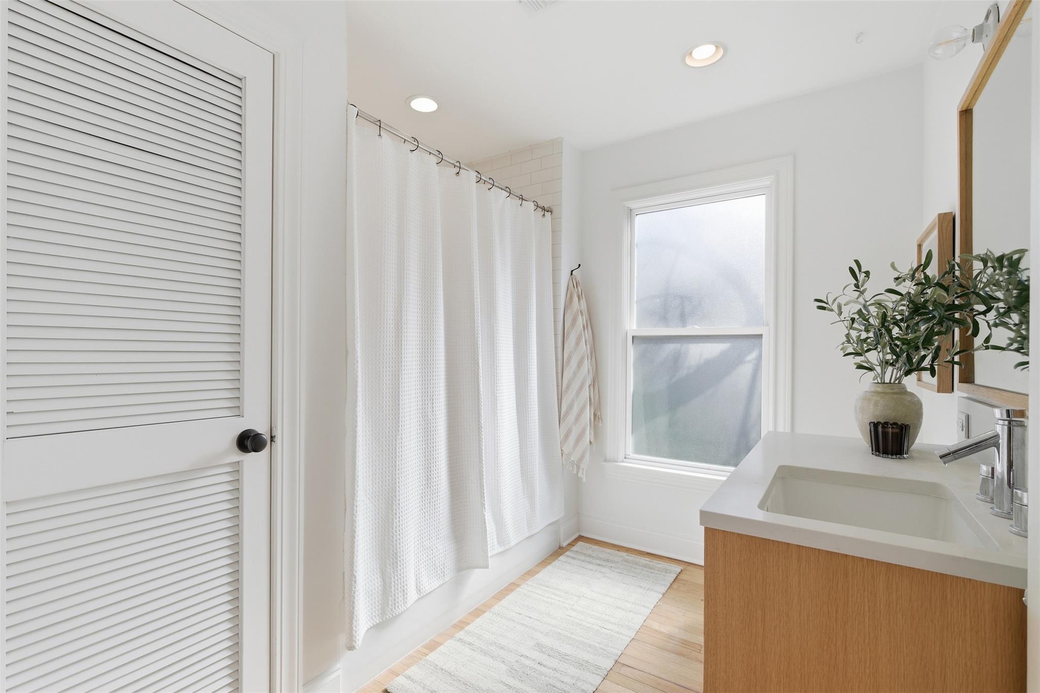 1006 Ellingson Ln, Austin, TX 78751