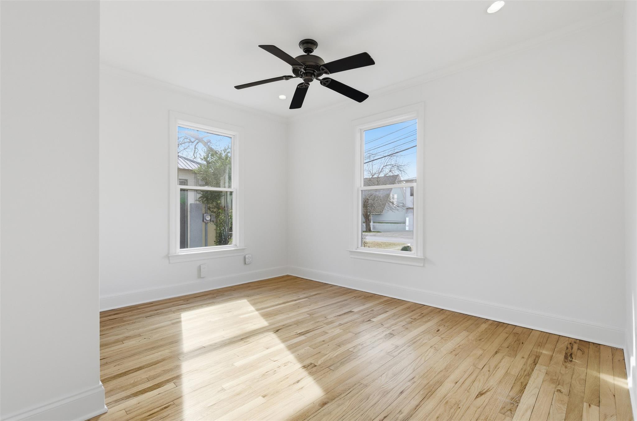 1006 Ellingson Ln, Austin, TX 78751