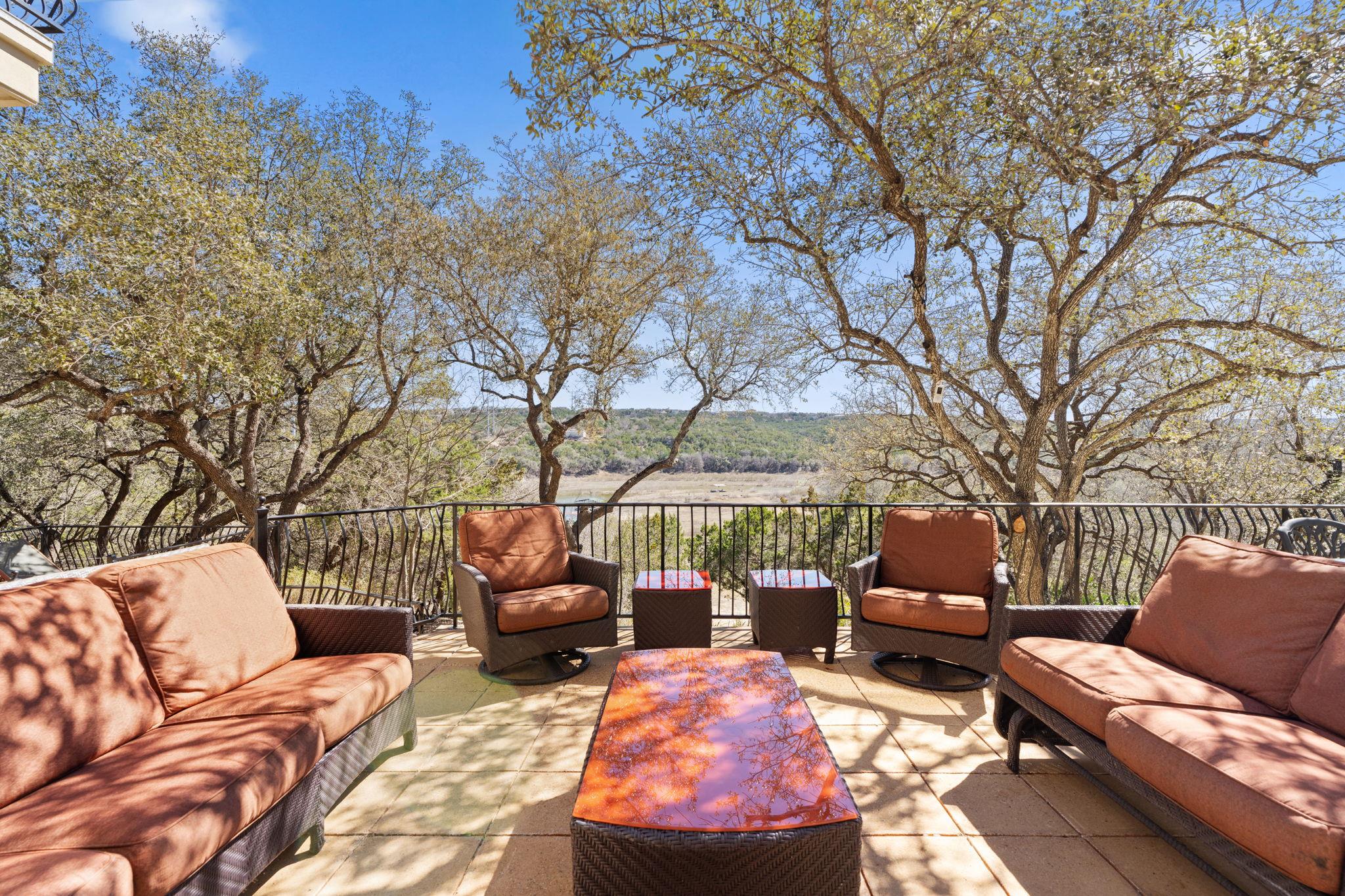 3405 Bee Creek Rd, Spicewood, TX 78669