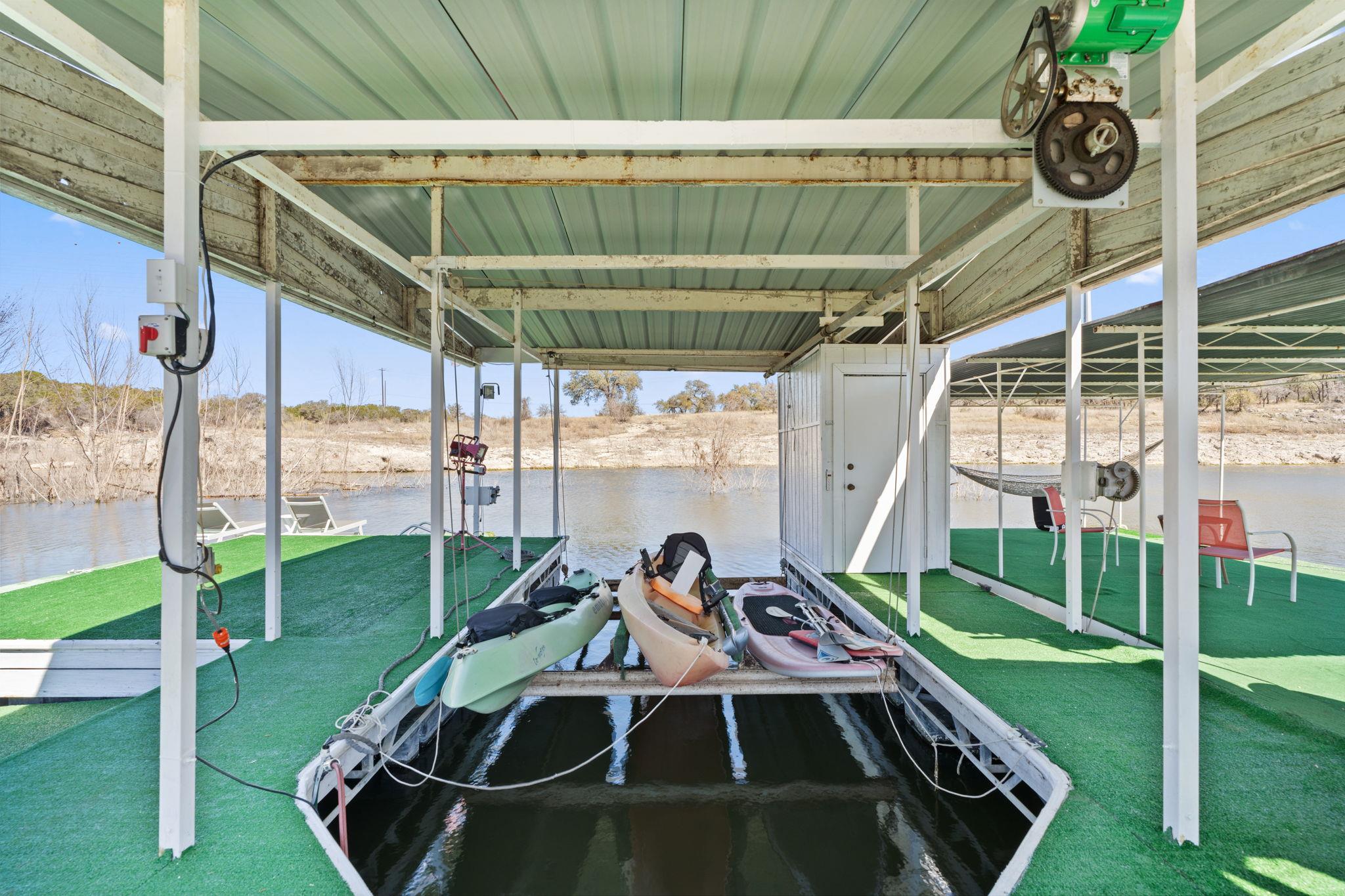 3405 Bee Creek Rd, Spicewood, TX 78669