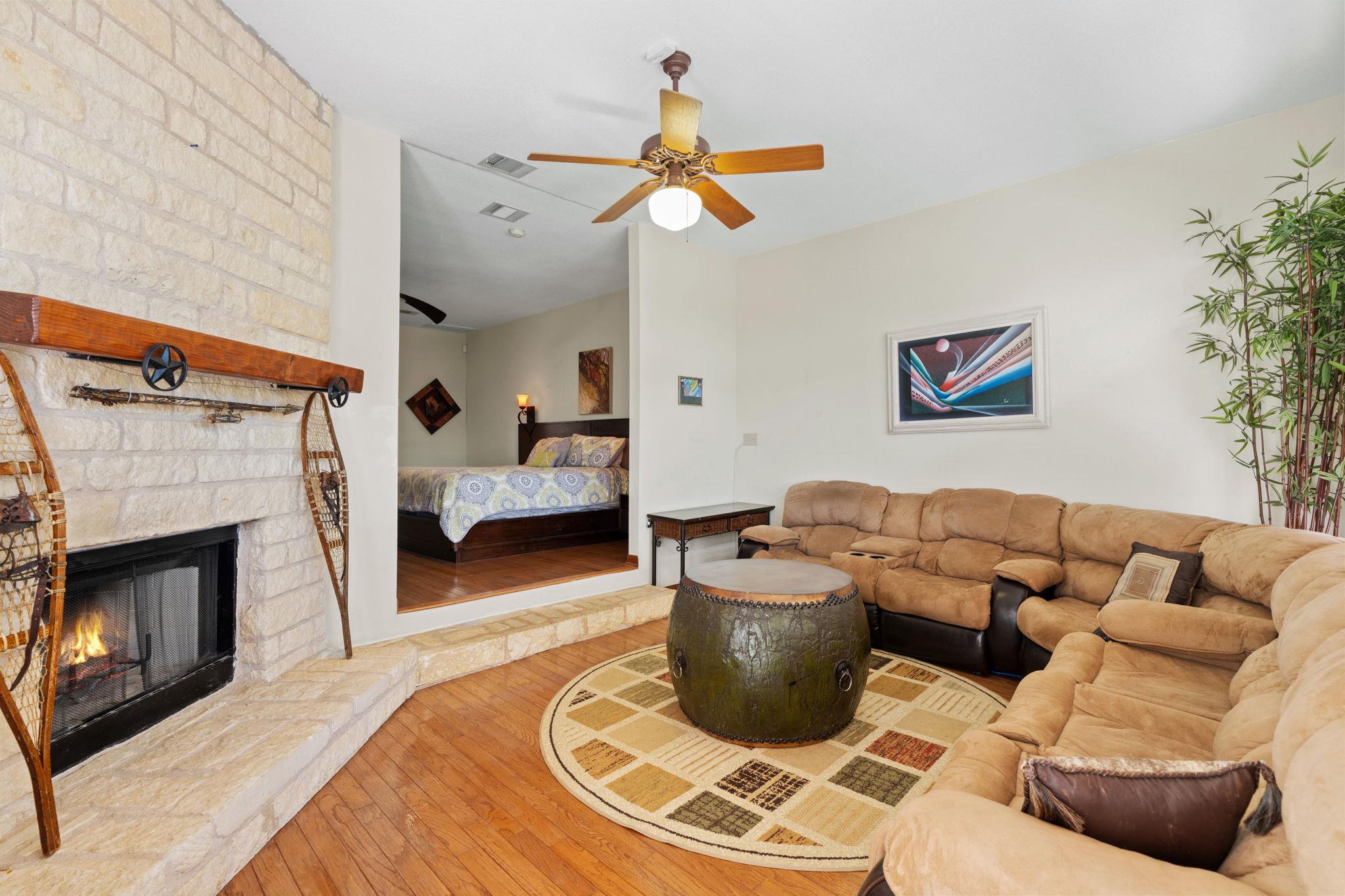 3405 Bee Creek Rd, Spicewood, TX 78669