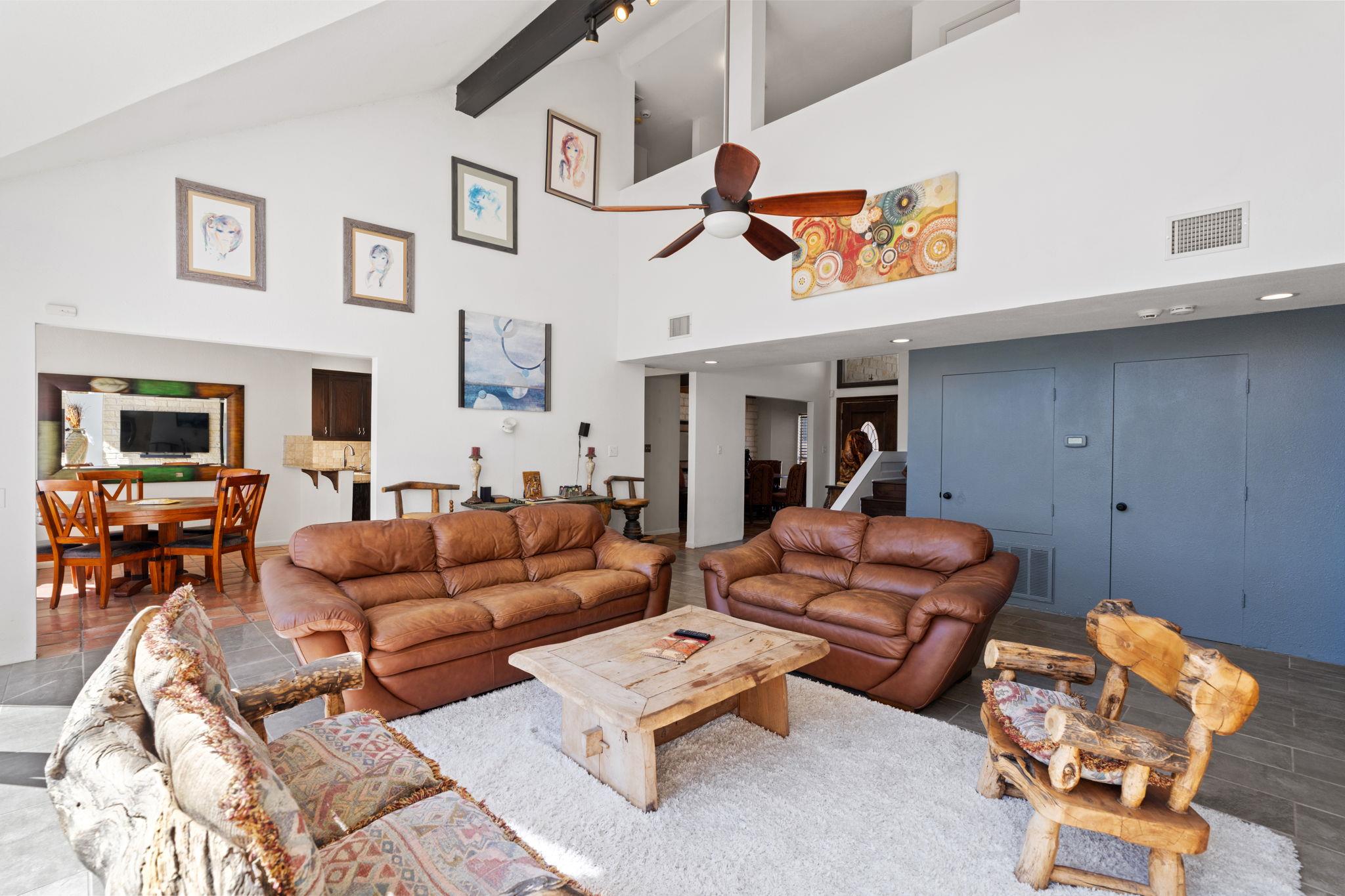 3405 Bee Creek Rd, Spicewood, TX 78669