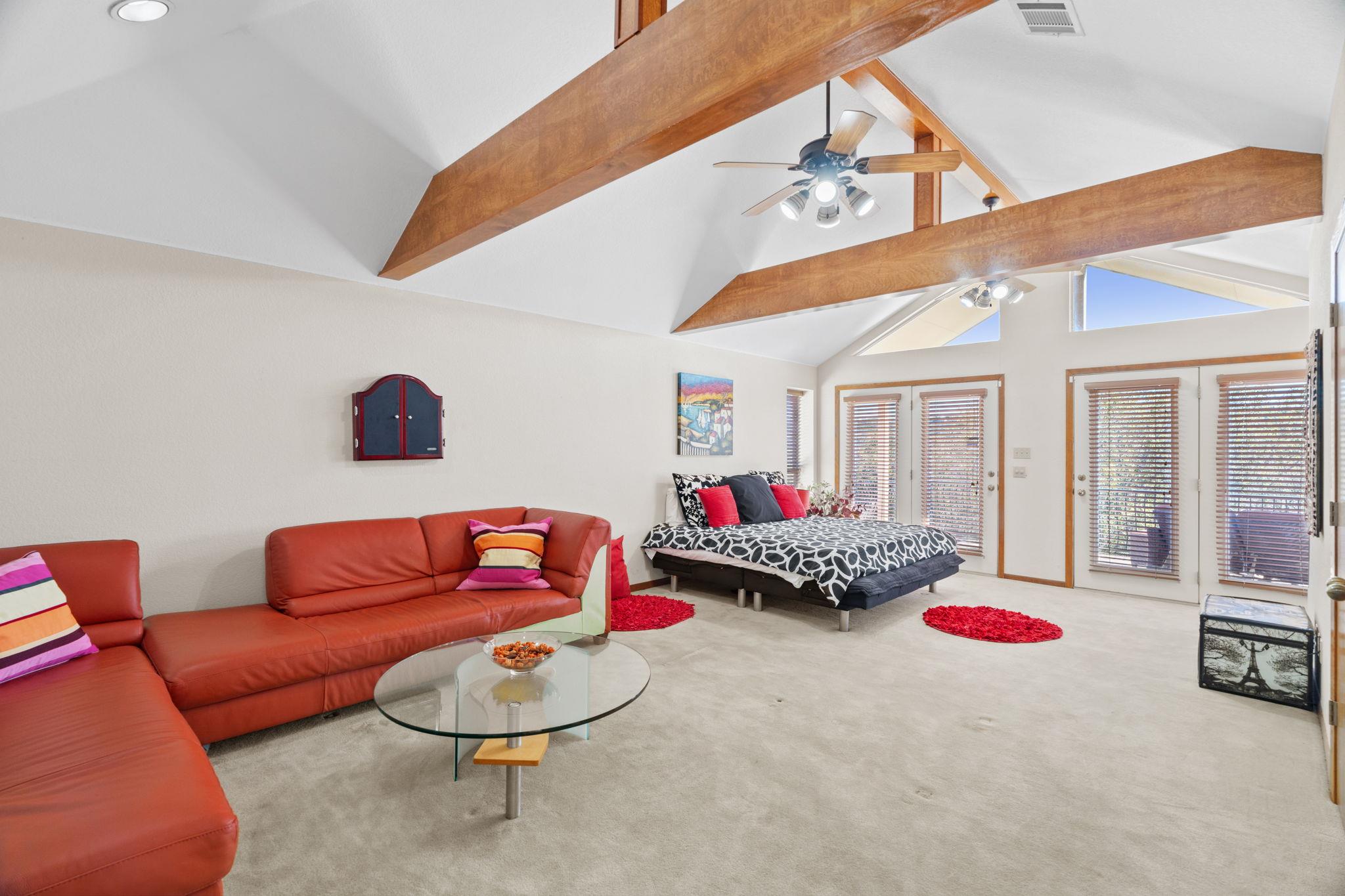 3405 Bee Creek Rd, Spicewood, TX 78669