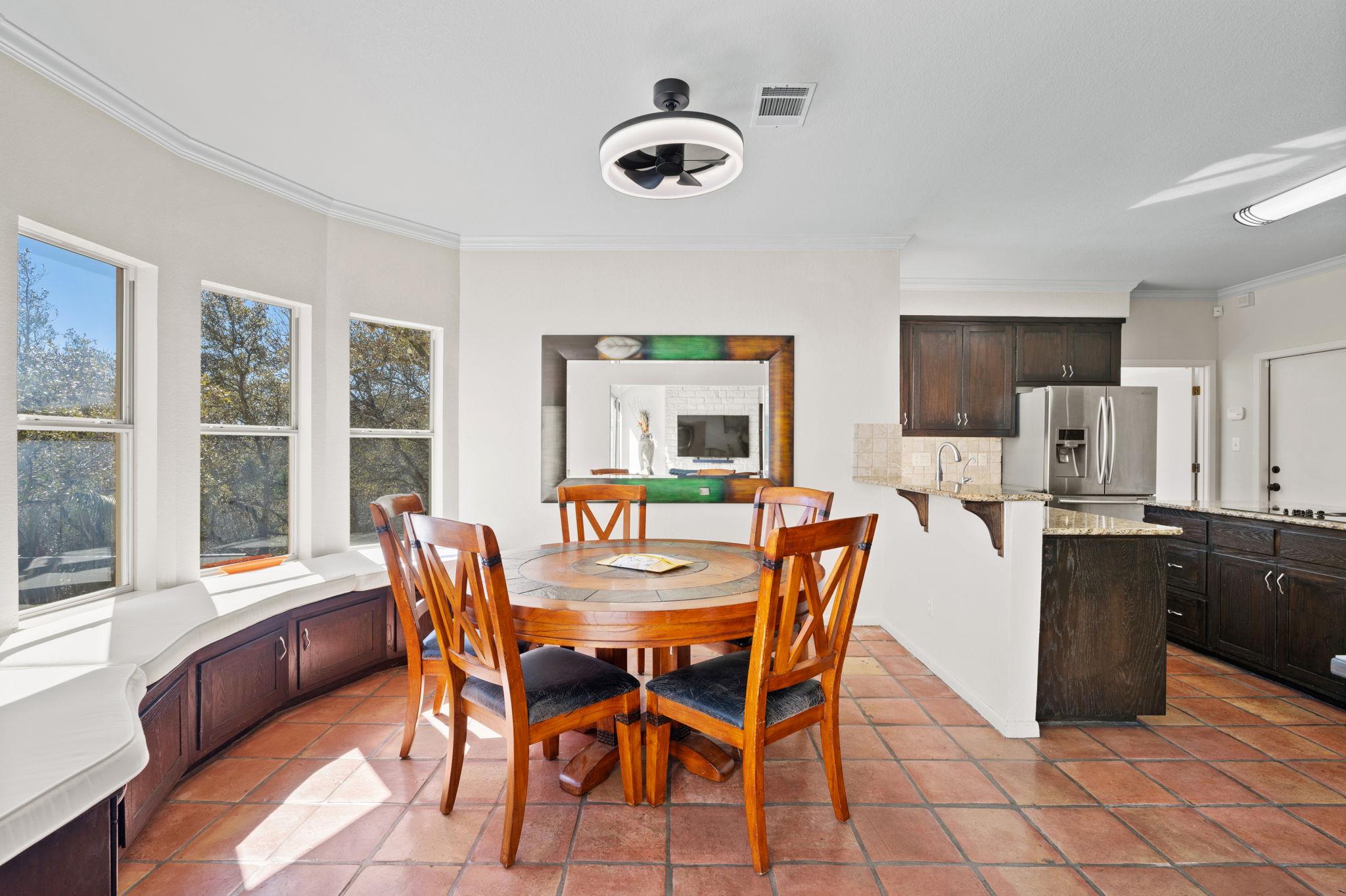 3405 Bee Creek Rd, Spicewood, TX 78669