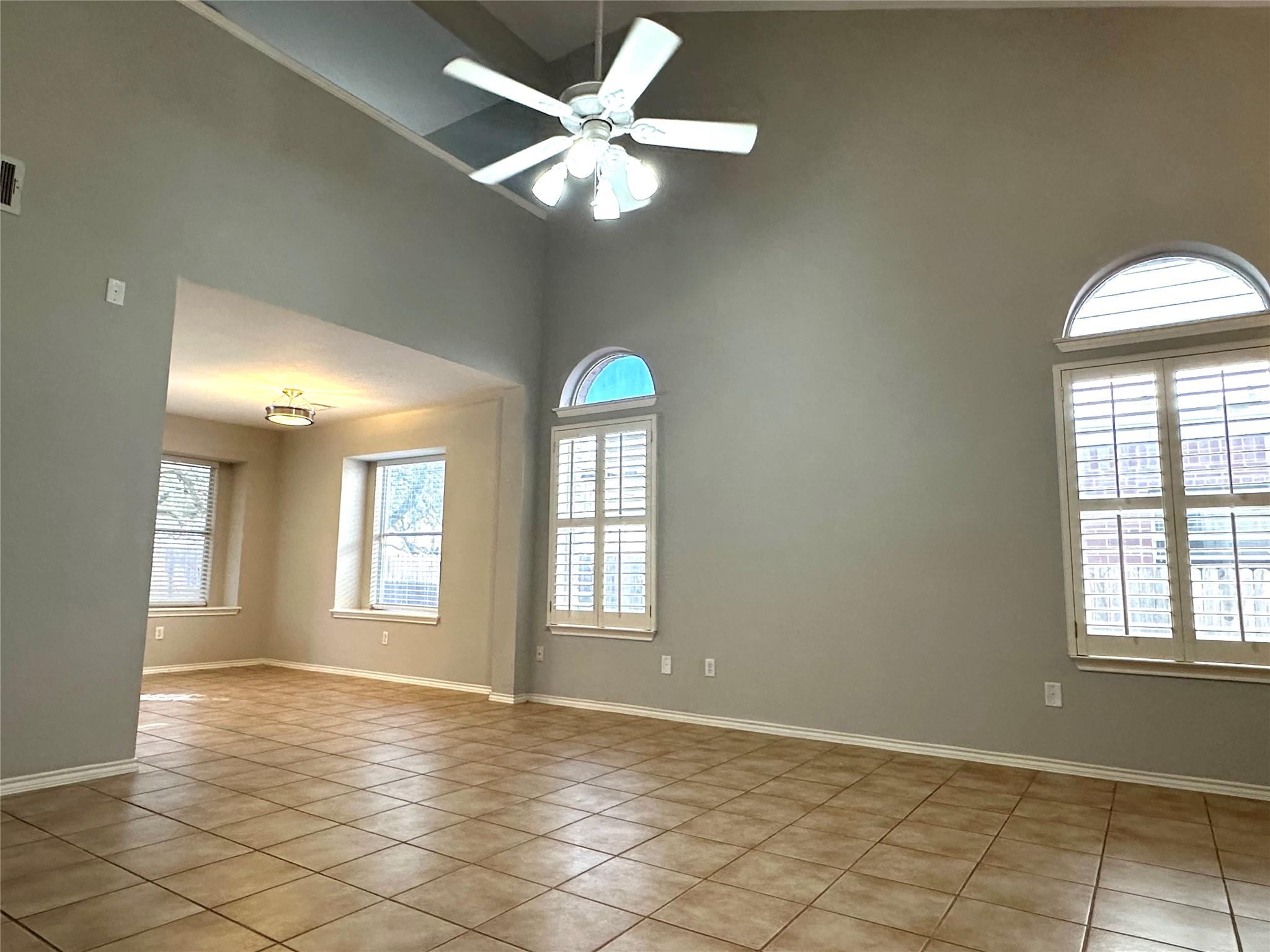 10524 S Canoa Hills Trl, Austin, TX 78717