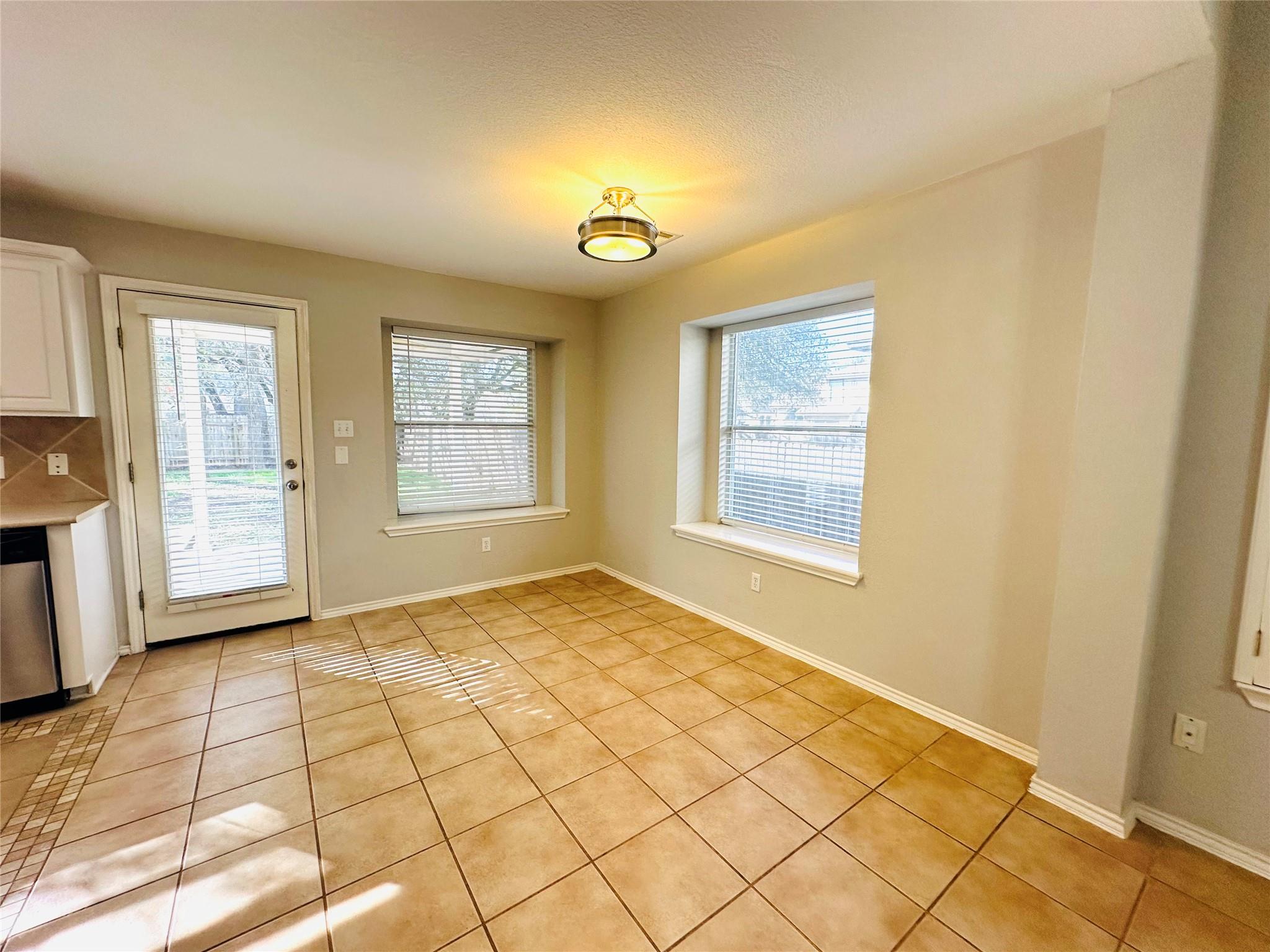 10524 S Canoa Hills Trl, Austin, TX 78717