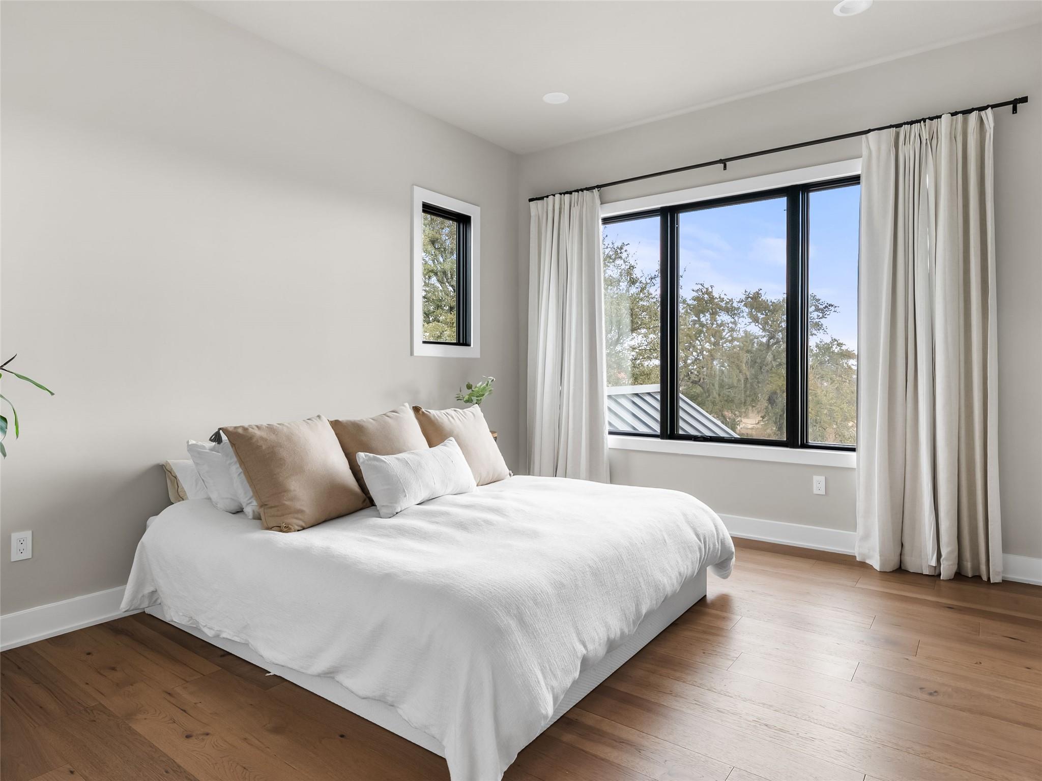 611 Casasanta Trl, Lakeway, TX 78738