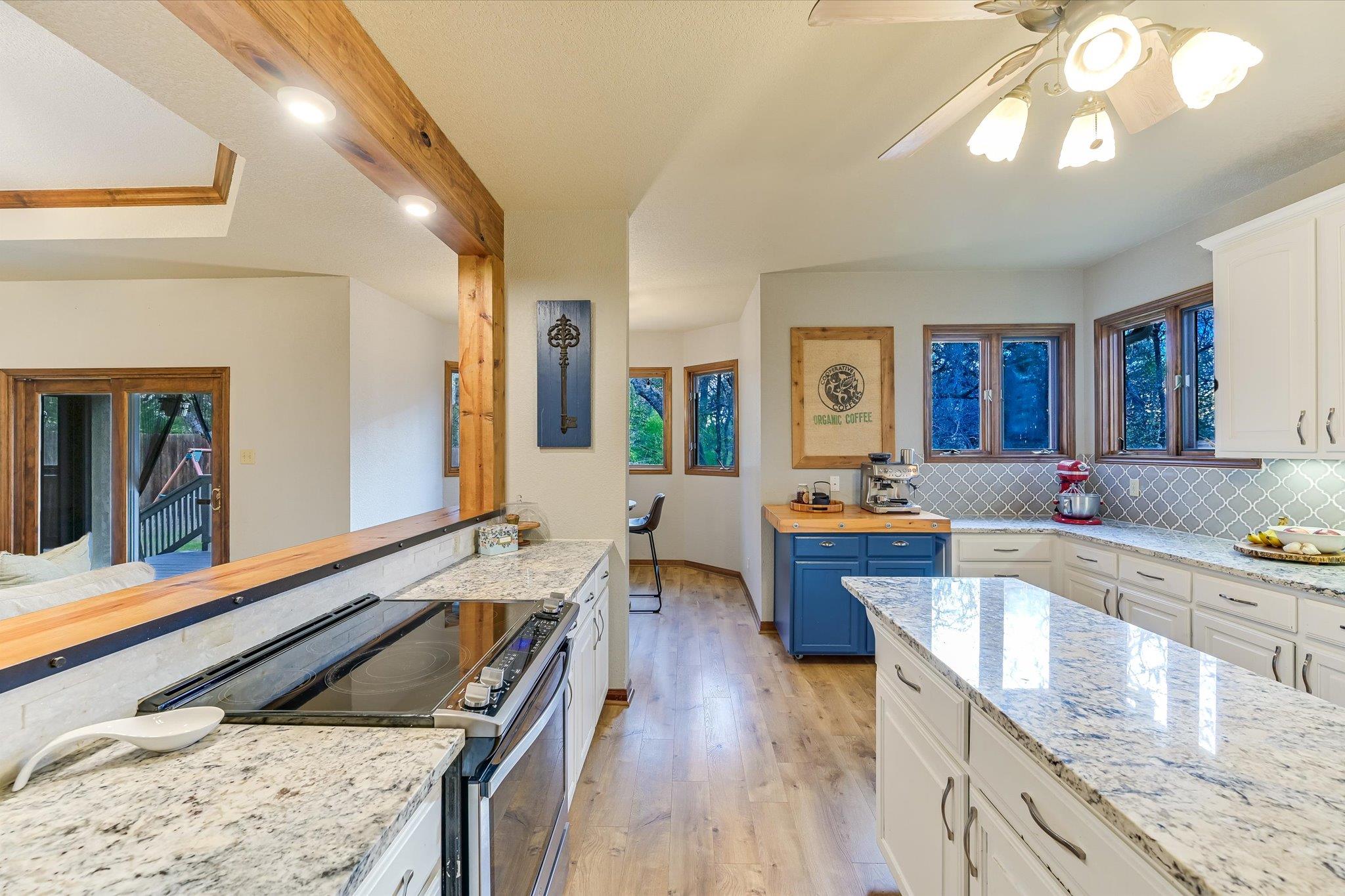 640 Bluffside Dr, New Braunfels, TX 78130