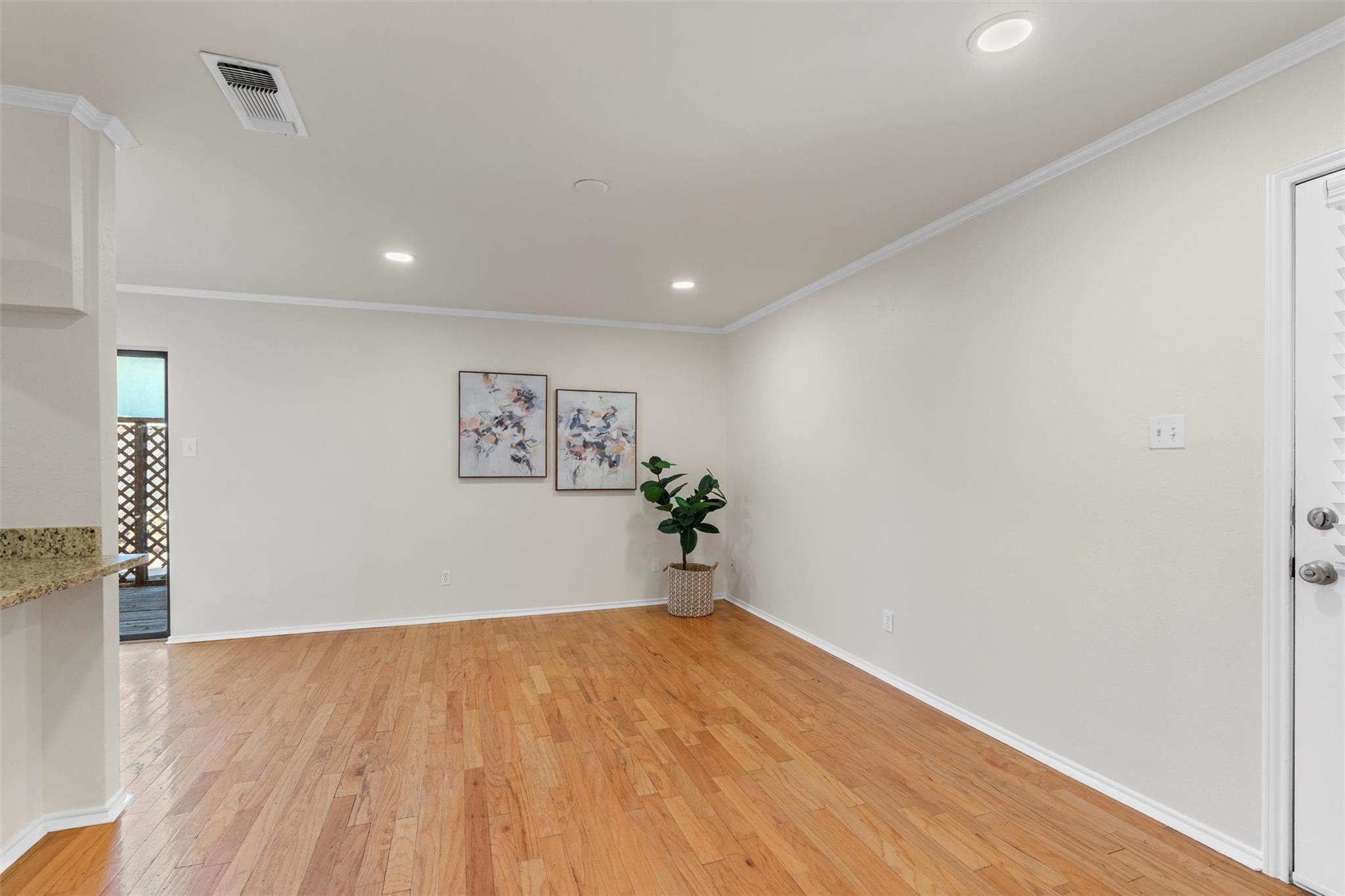 900 Taulbee Ln # 109, Austin, TX 78757