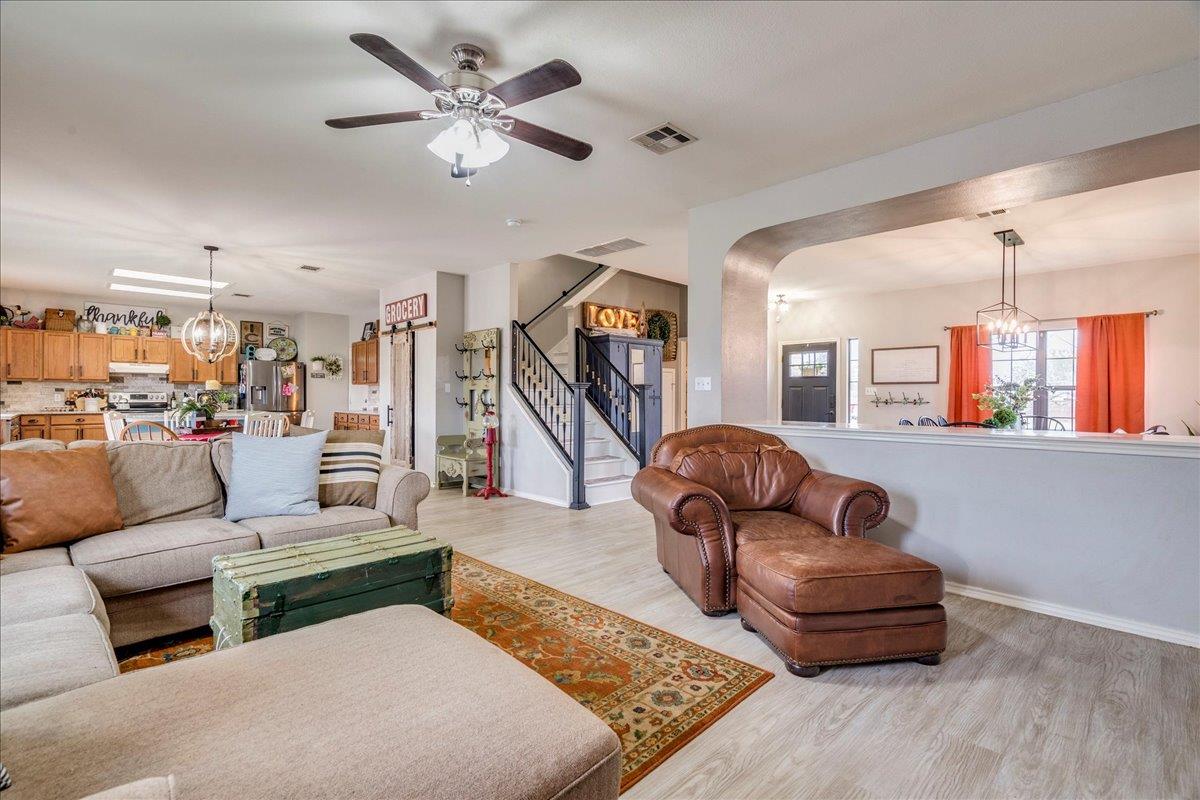 847 Bella Vista Cir, Kyle, TX 78640