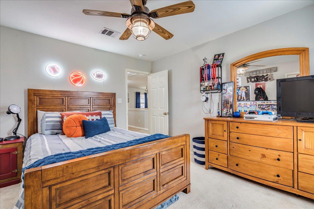 847 Bella Vista Cir, Kyle, TX 78640