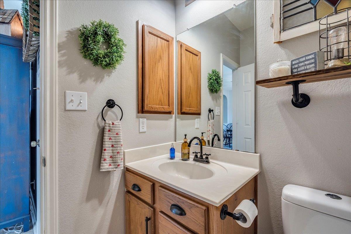 847 Bella Vista Cir, Kyle, TX 78640