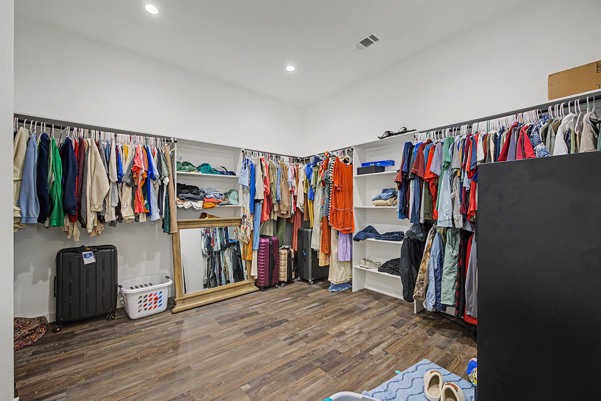 1006 4th St, Lockhart, TX 78644