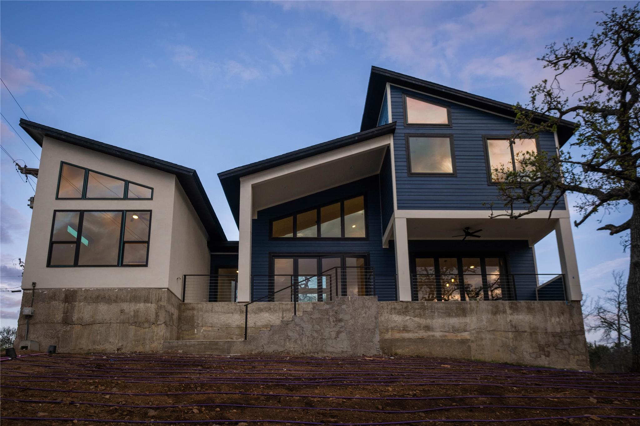 334 Lake Dr, Buchanan Dam, TX 78609