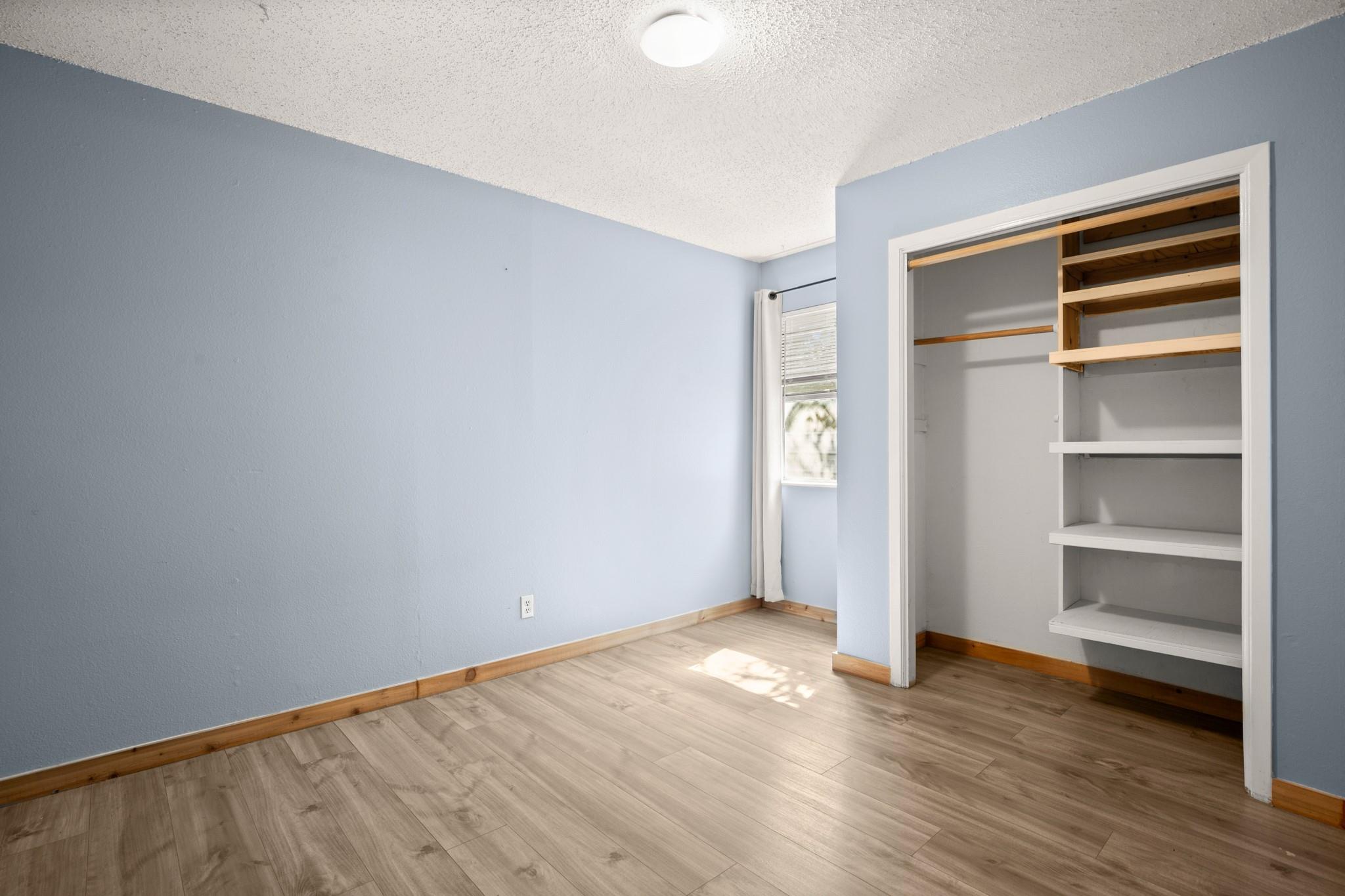 5402 Brompton Cir, Austin, TX 78745