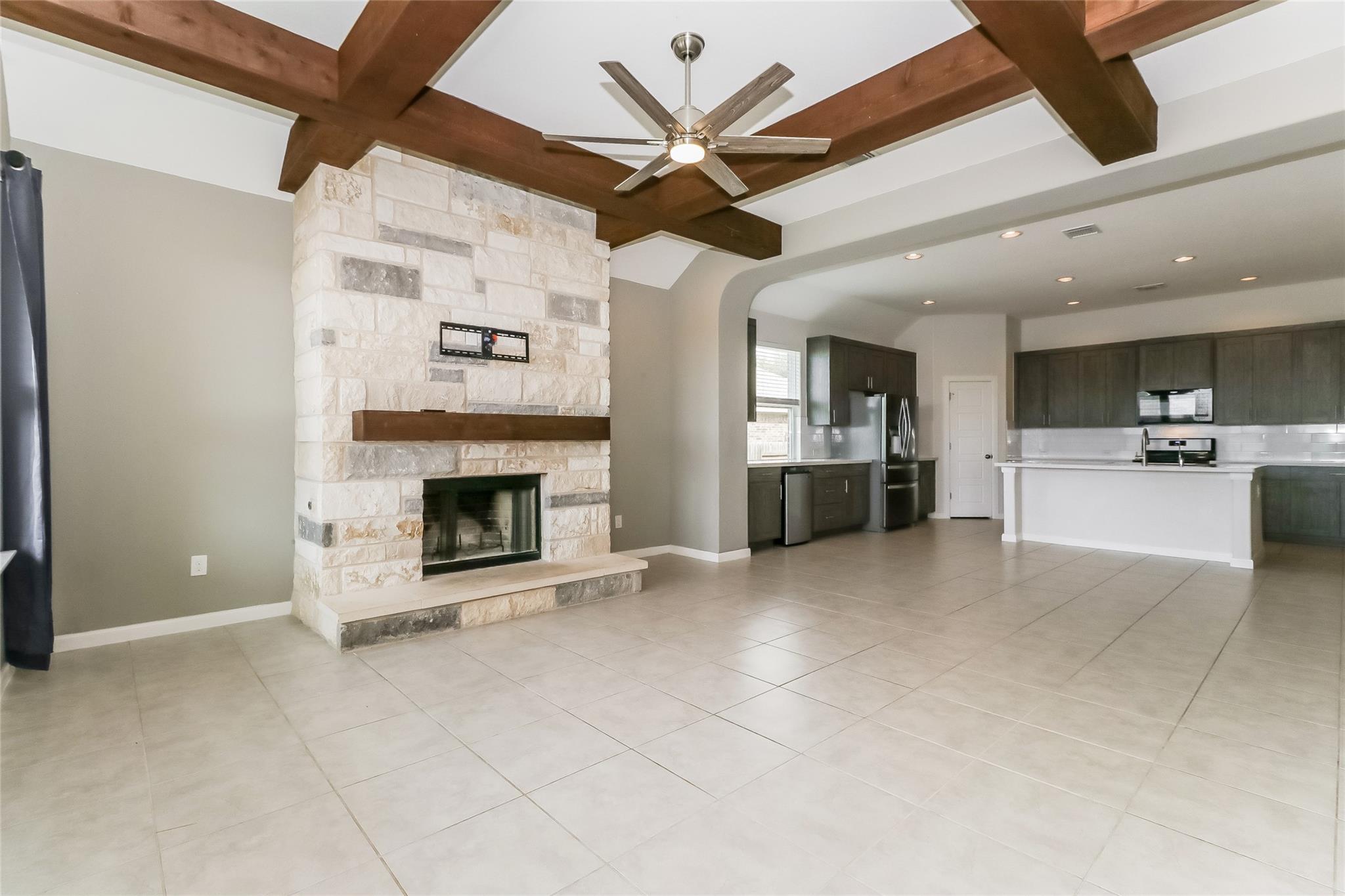 115 Breakwater Dr, Bastrop, TX 78602