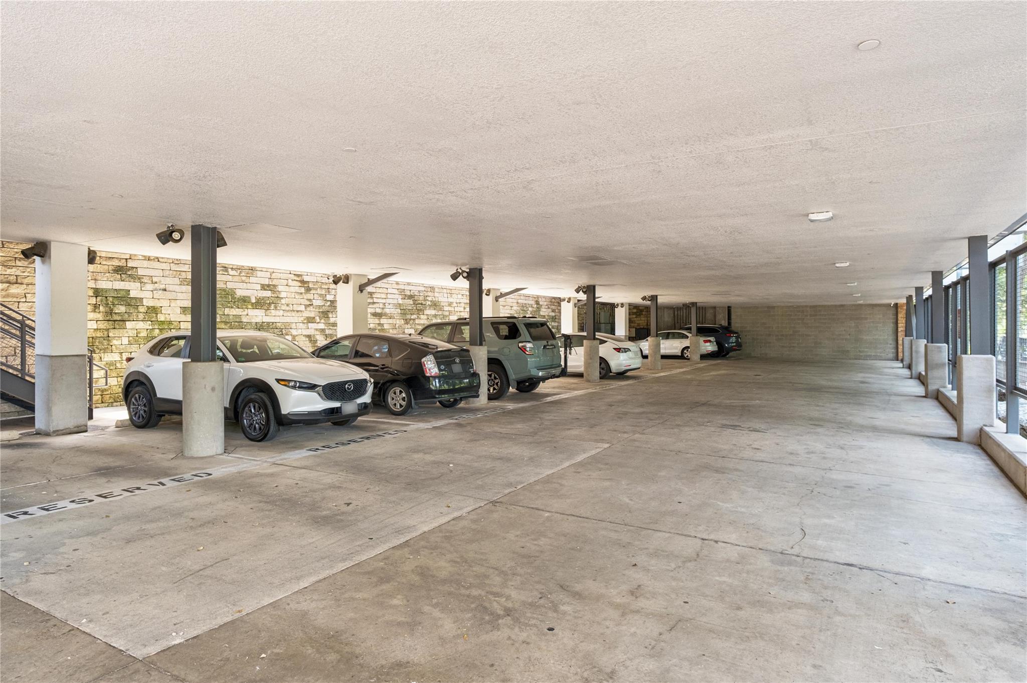 2205 N Lamar Blvd # 113, Austin, TX 78705