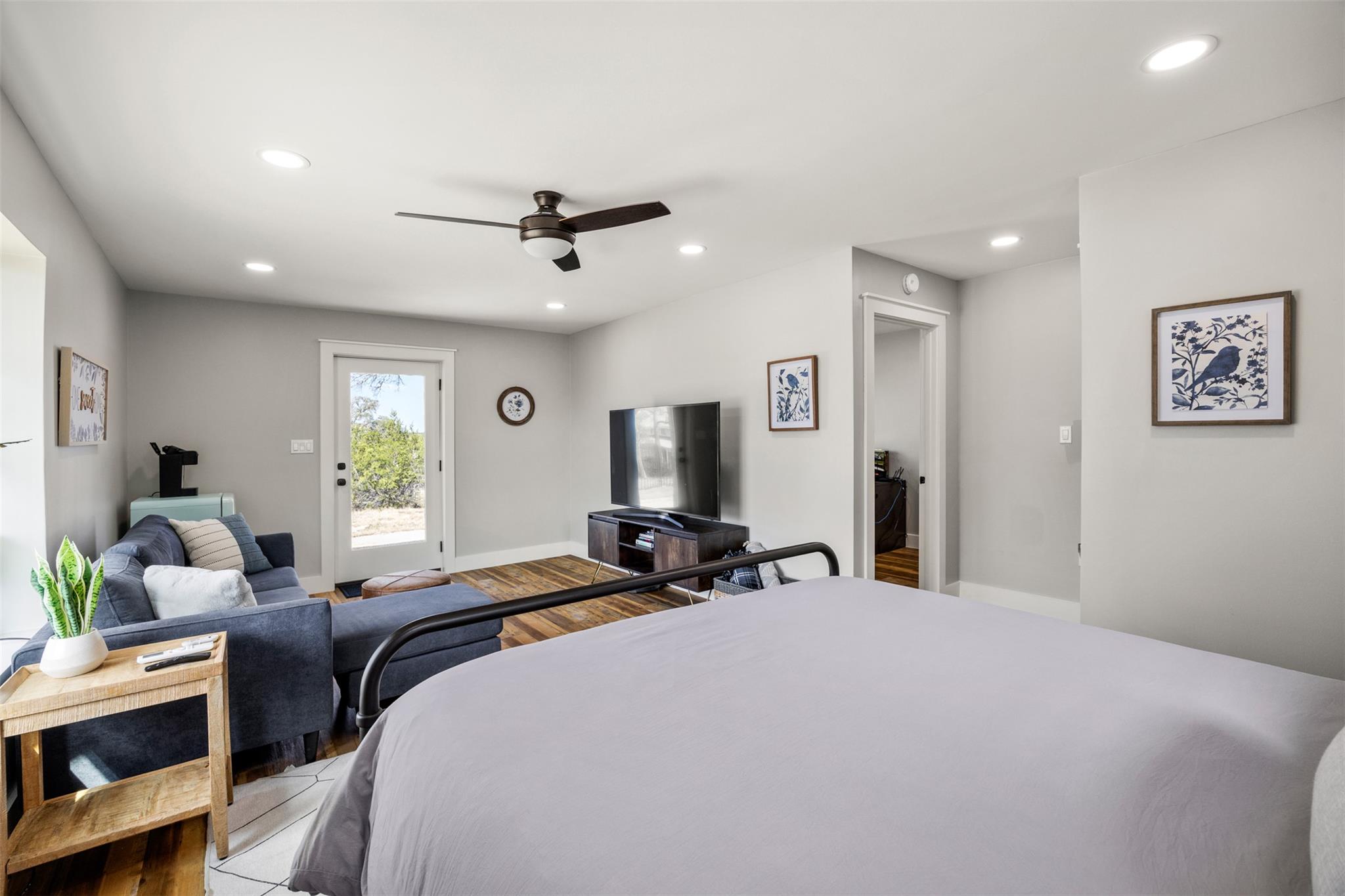 185 Puerto Rico Dr, Wimberley, TX 78676