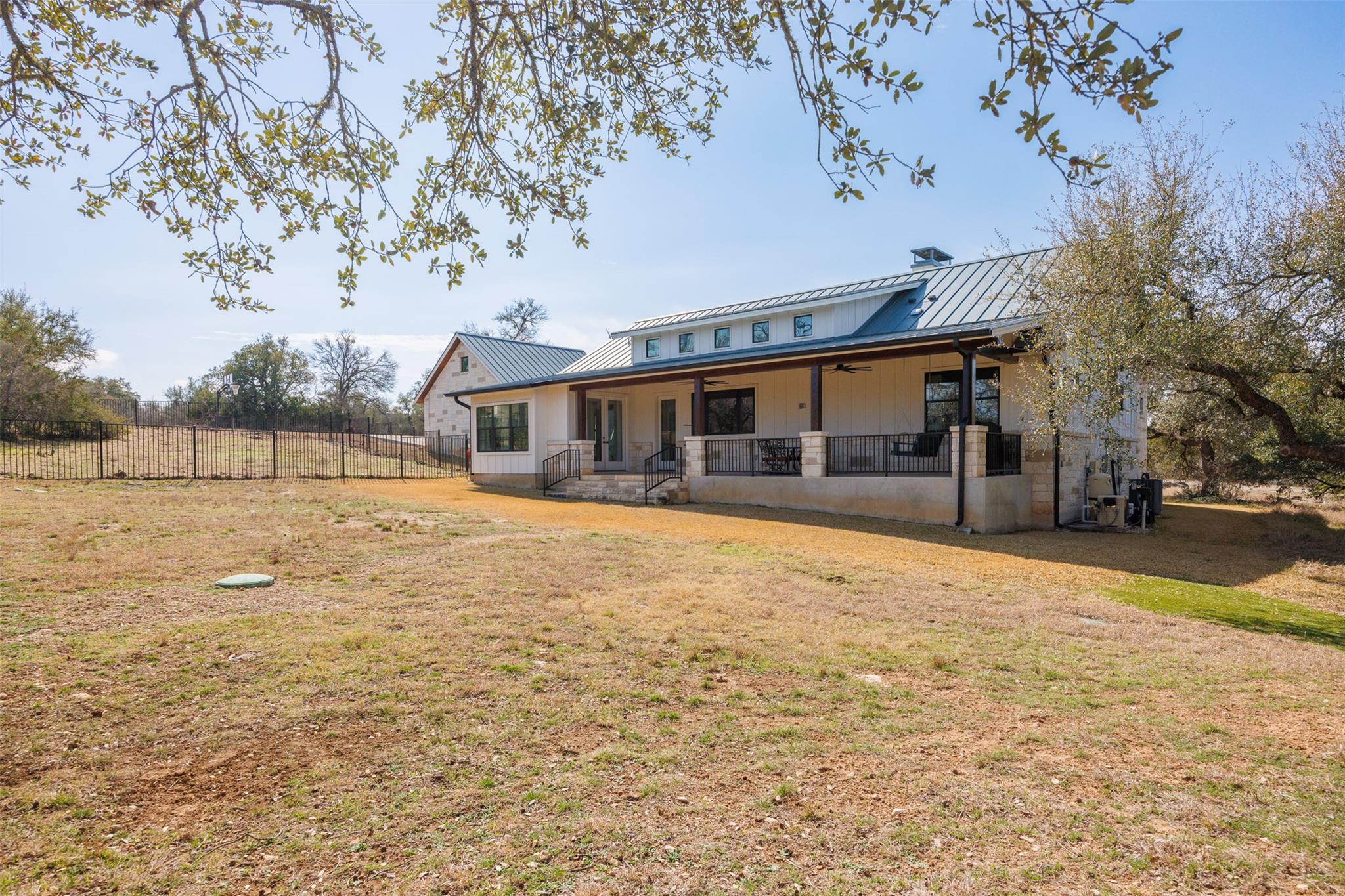 185 Puerto Rico Dr, Wimberley, TX 78676