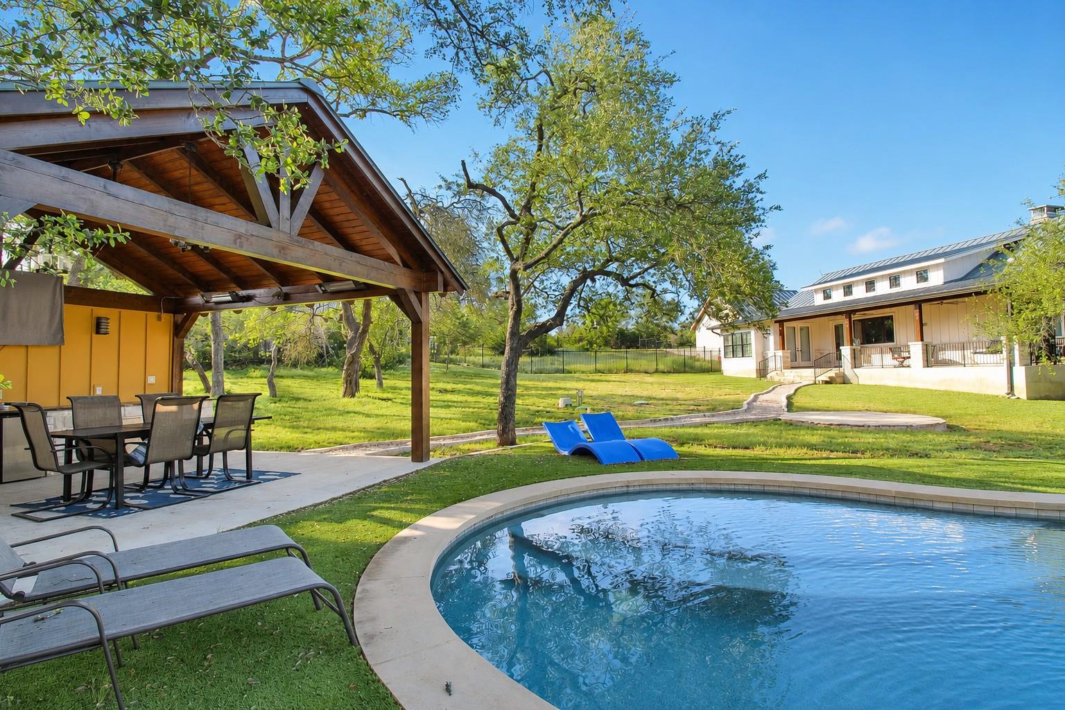 185 Puerto Rico Dr, Wimberley, TX 78676