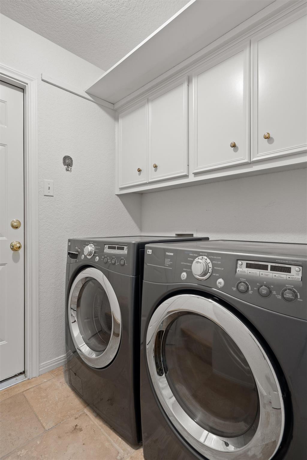 1014 Hackberry Dr, Pflugerville, TX 78660