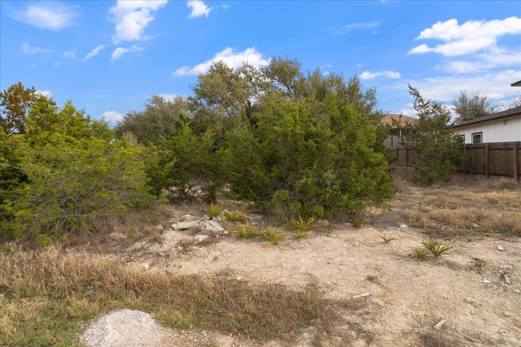 10209 Longhorn Skwy, Dripping Springs, TX 78620