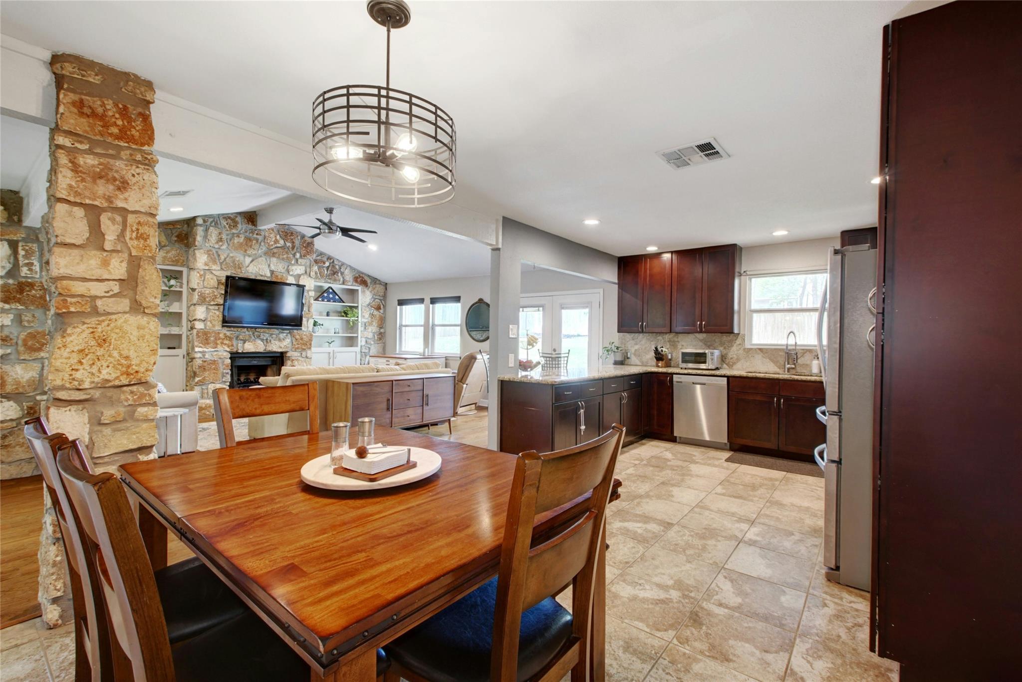 8300 Alabama Dr, Austin, TX 78745