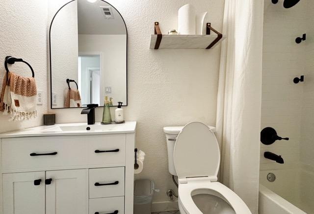 5624 Victory Gallop Dr, Del Valle, TX 78617