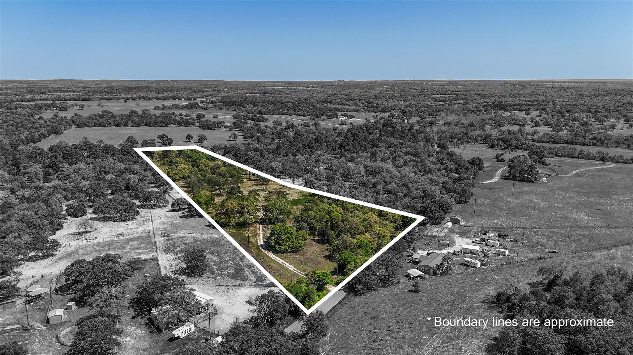 1035 Old Sayers Rd, Elgin, TX 78621