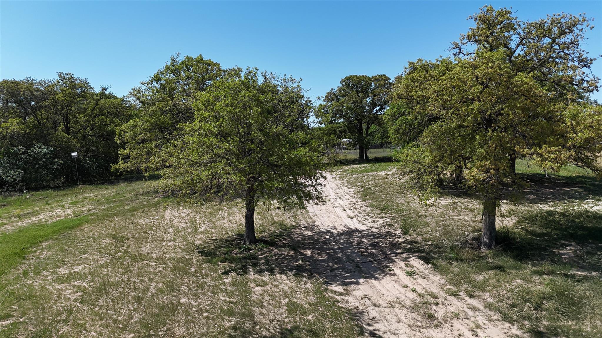 1035 Old Sayers Rd, Elgin, TX 78621