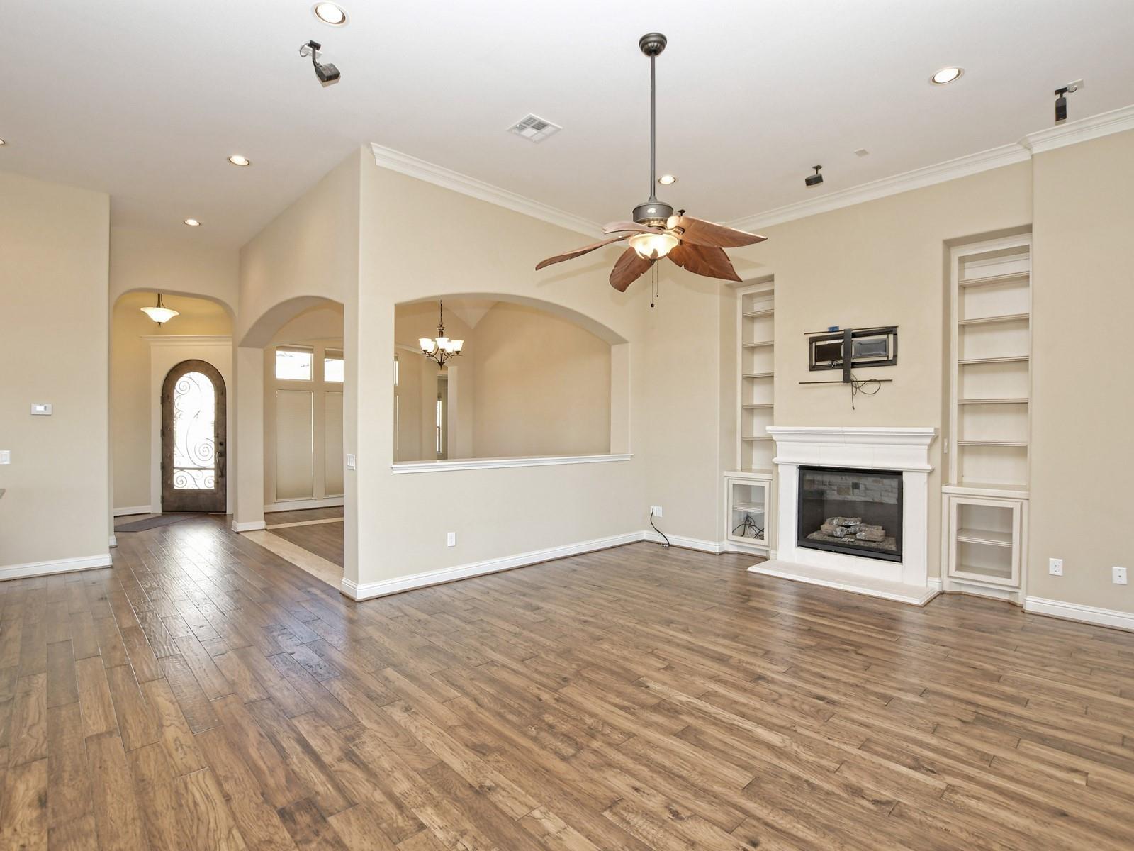 407 Bonaire Ct, Austin, TX 78738