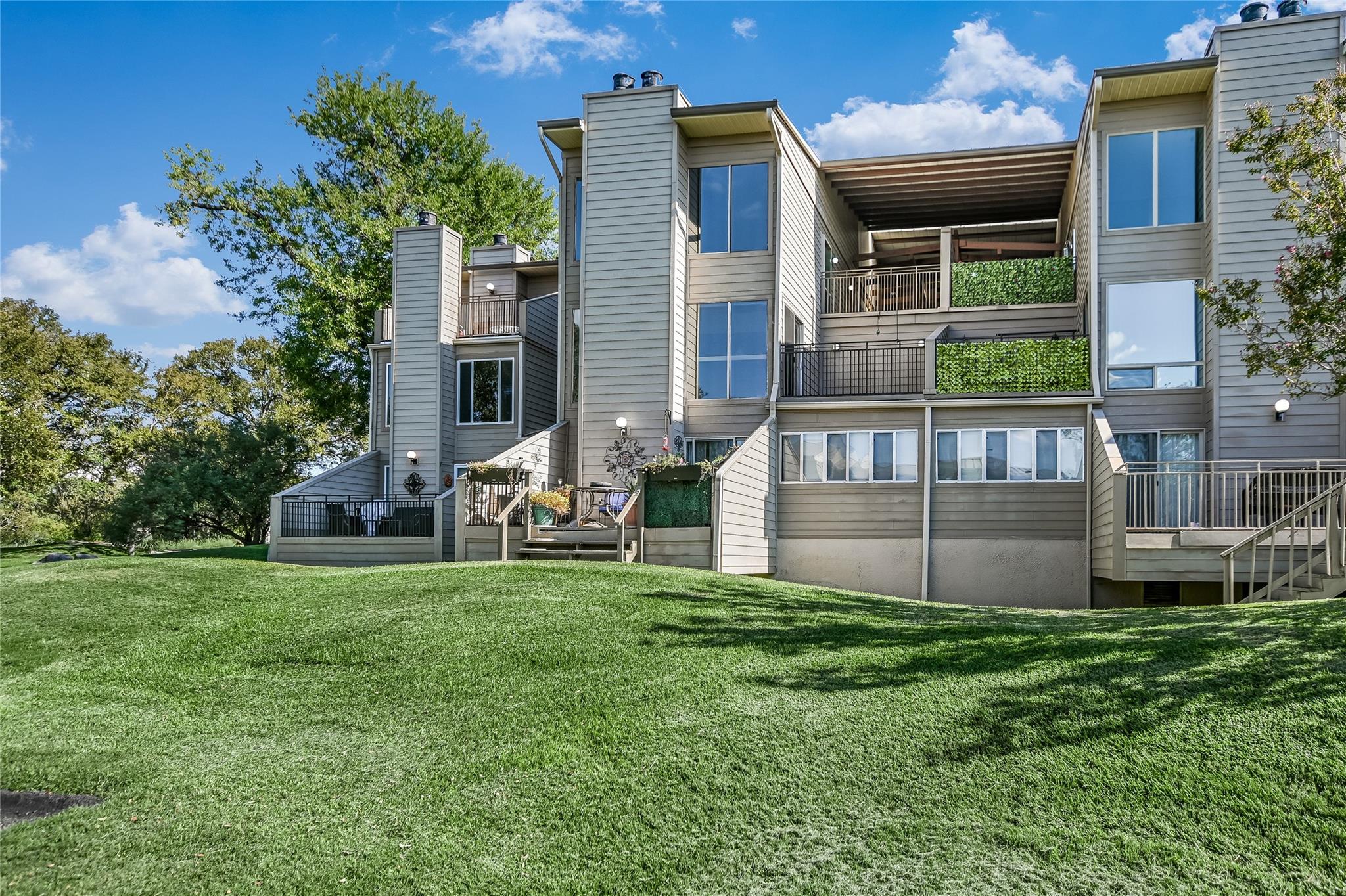 300 Out Yonder # 176, Horseshoe Bay, TX 78657