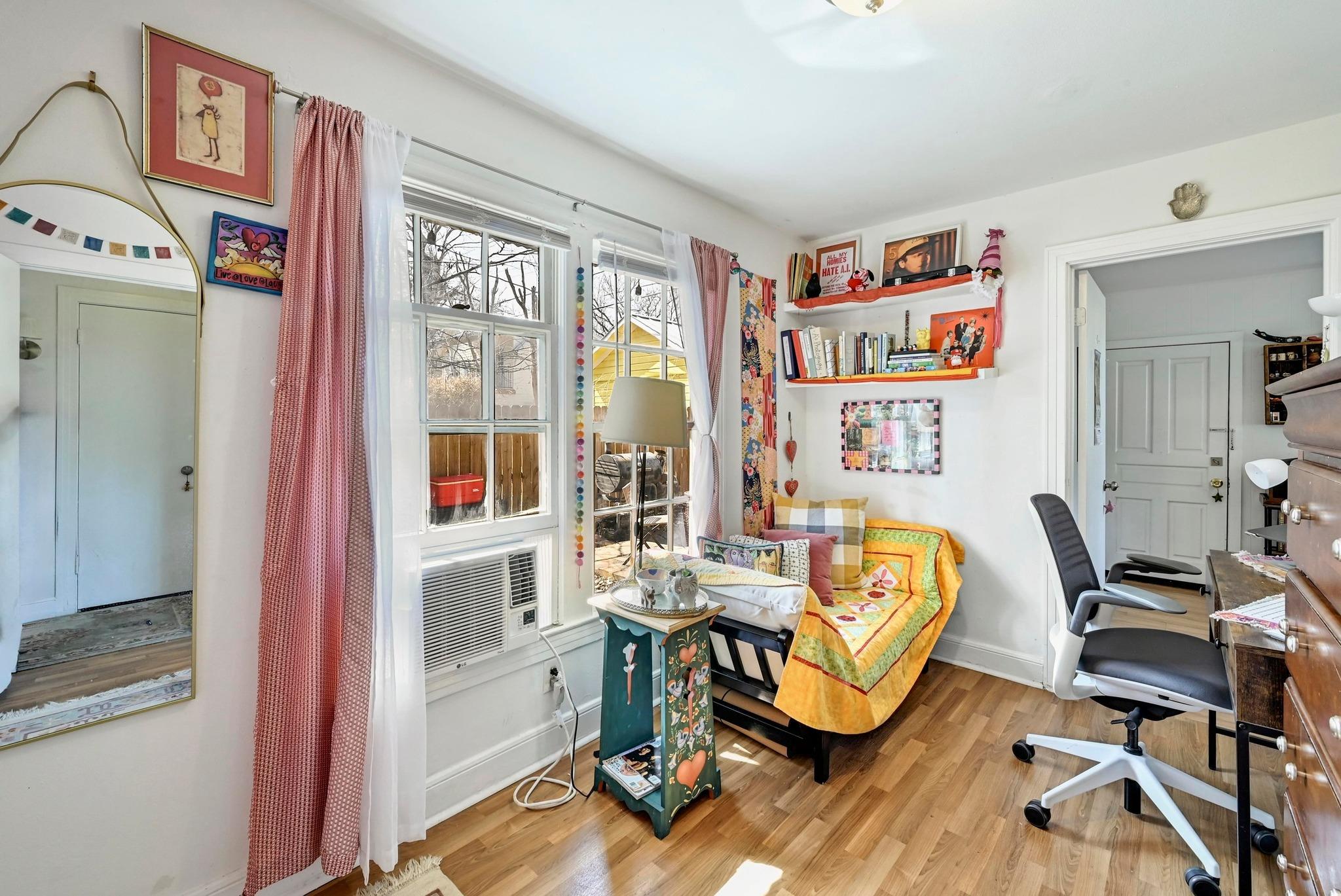 4530 Avenue D, Austin, TX 78751