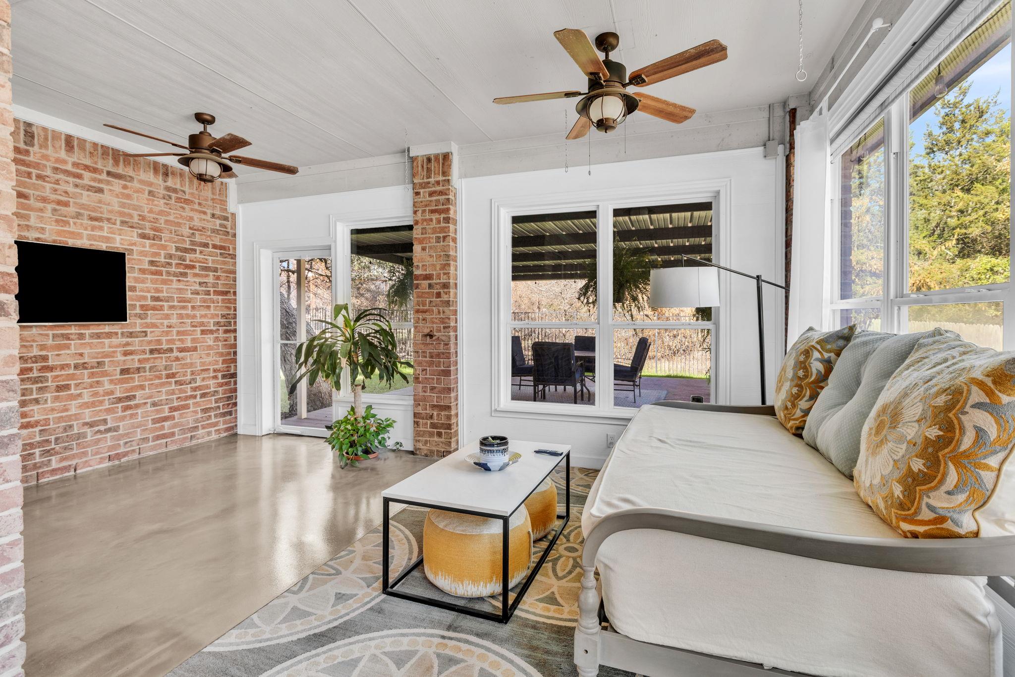 11104 Maelin Dr, Austin, TX 78739