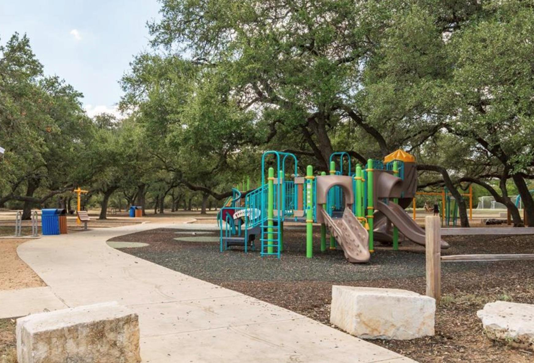 11104 Maelin Dr, Austin, TX 78739