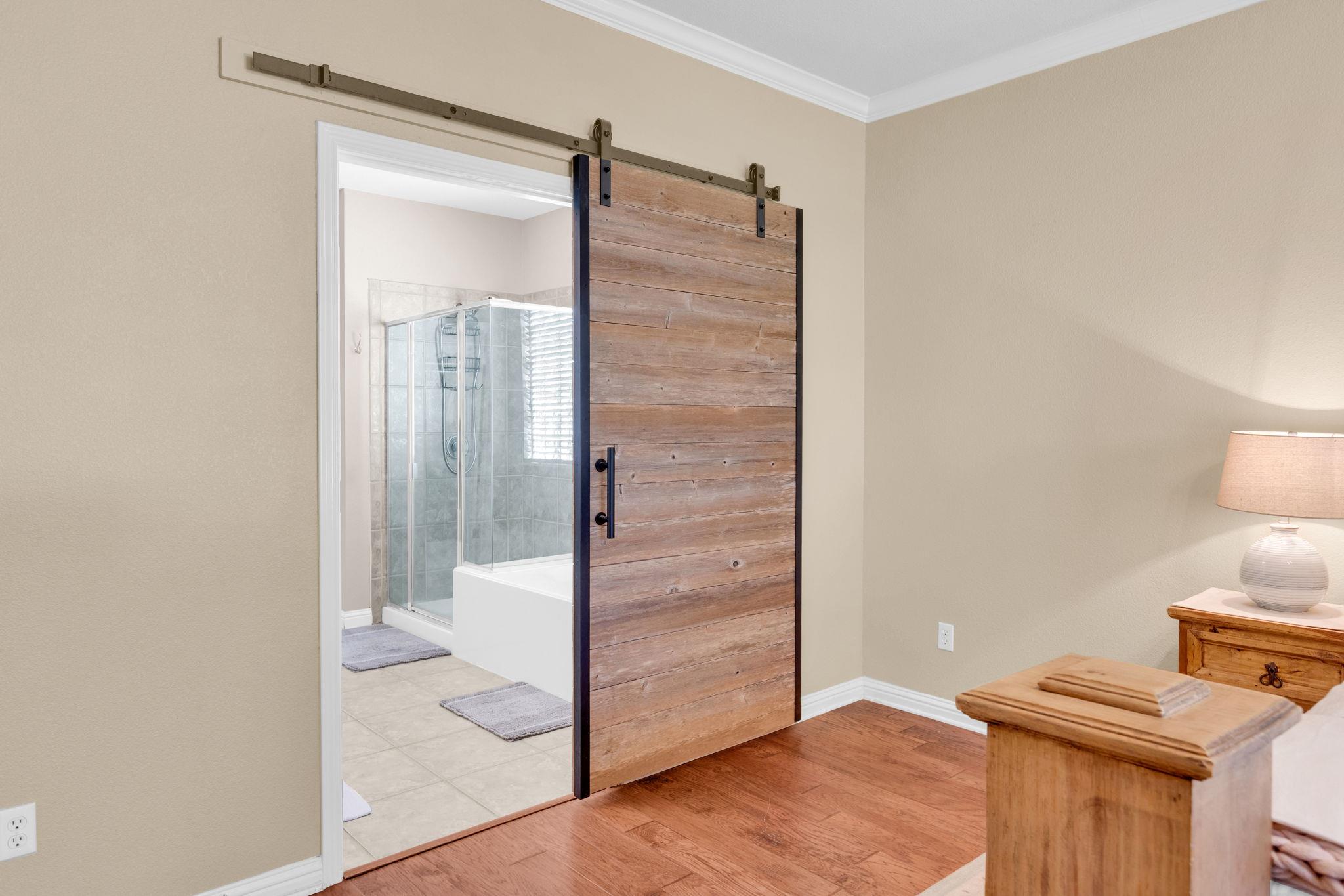 11104 Maelin Dr, Austin, TX 78739