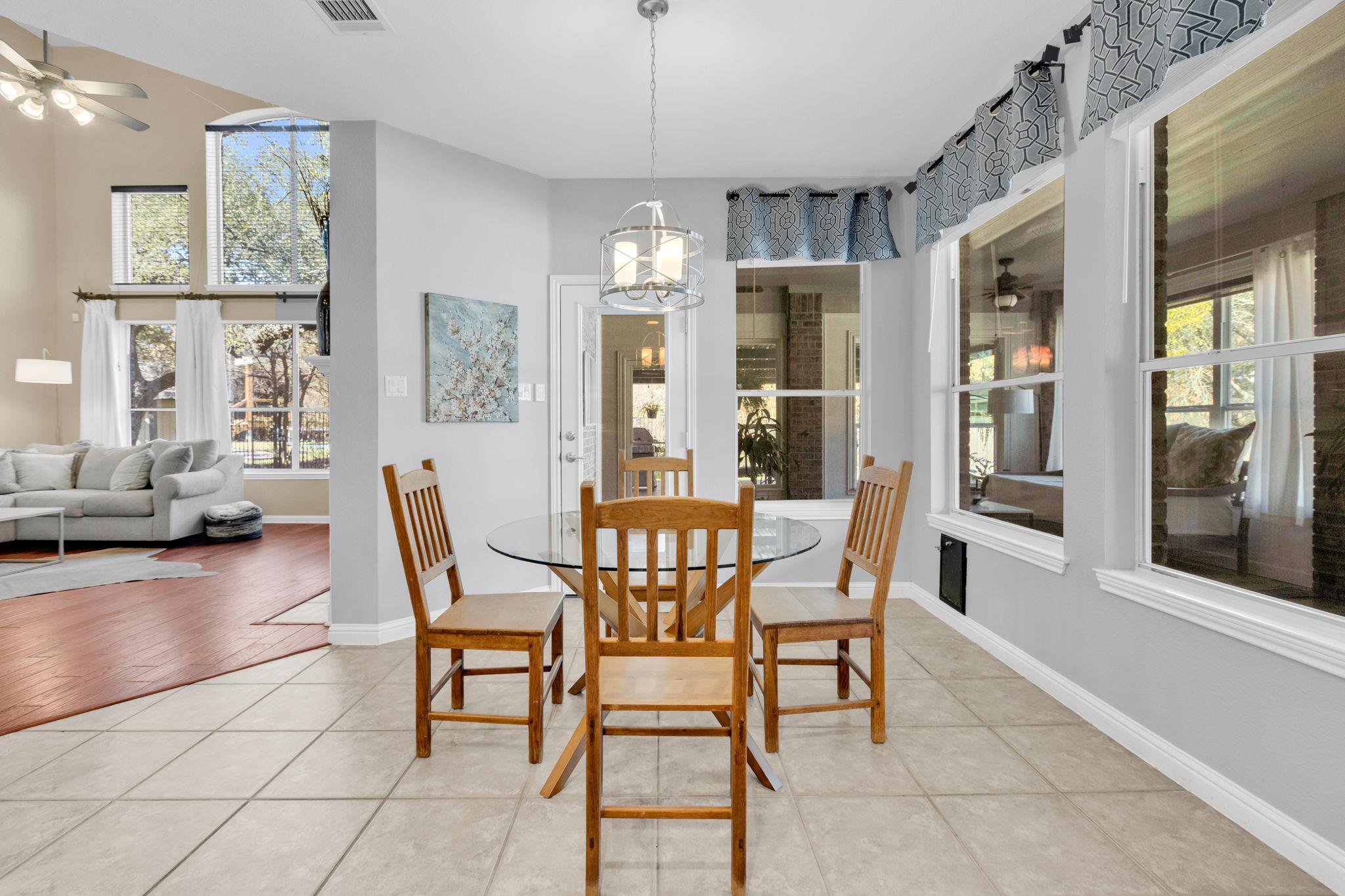 11104 Maelin Dr, Austin, TX 78739